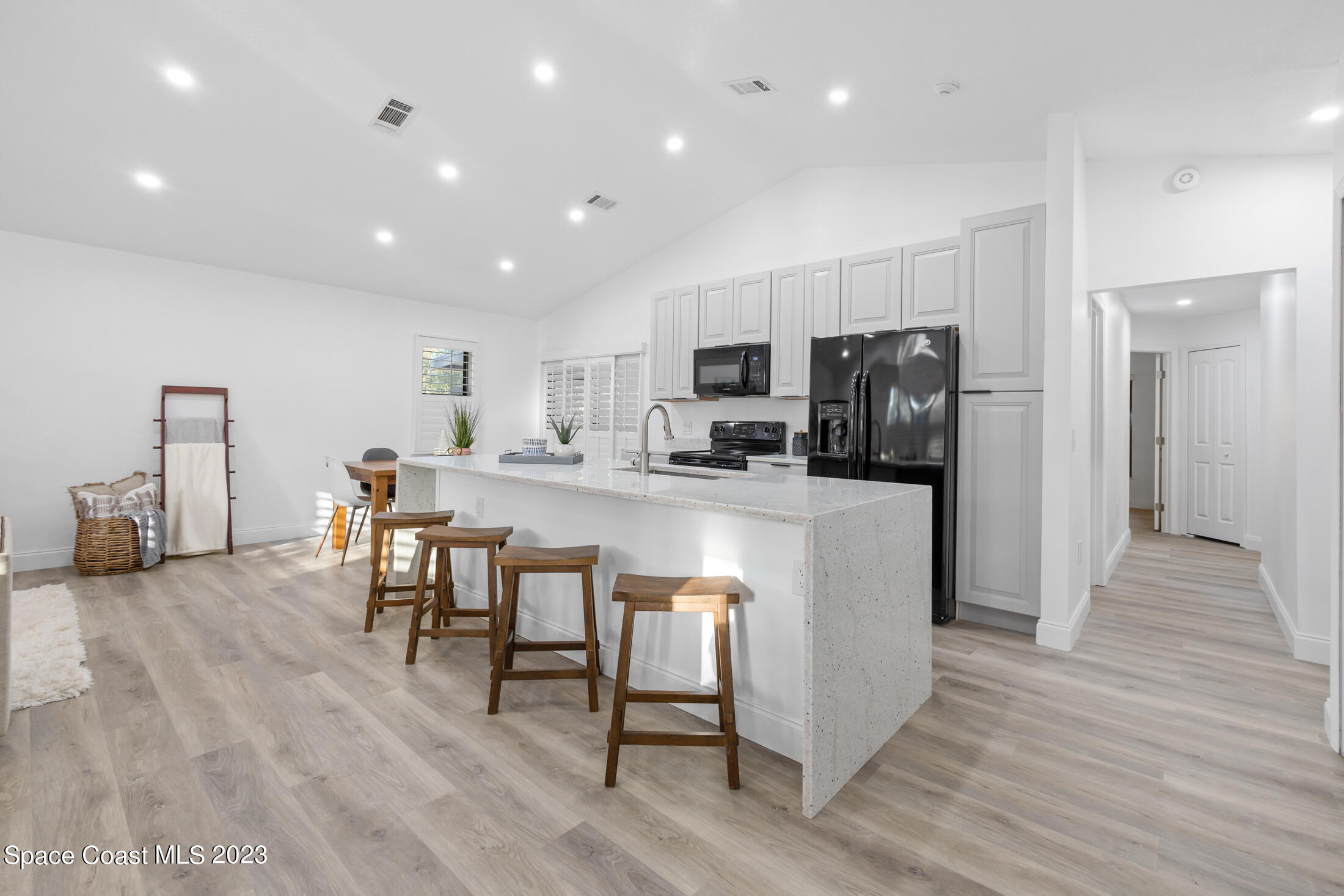 6655 Corto Road