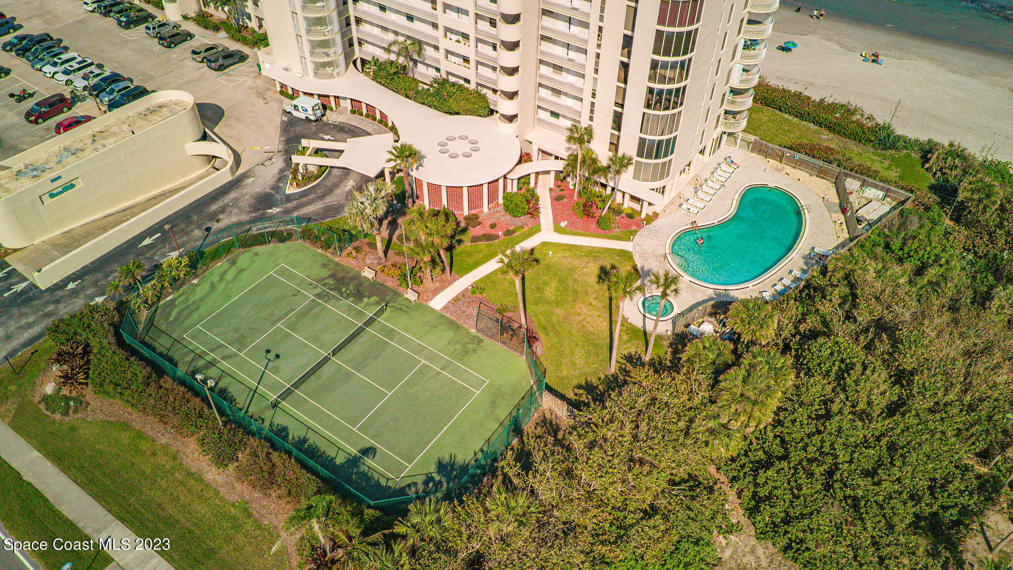 2225 Highway A1a 811