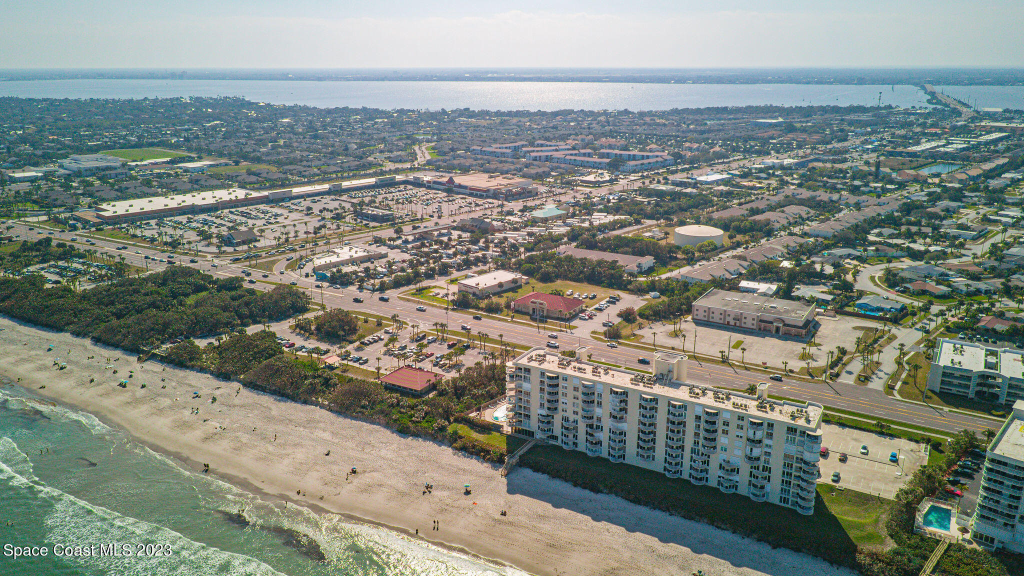 2225 Highway A1a 811