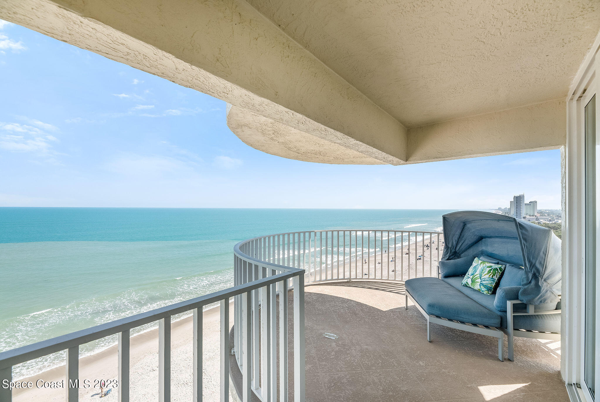 2225 Highway A1a 811