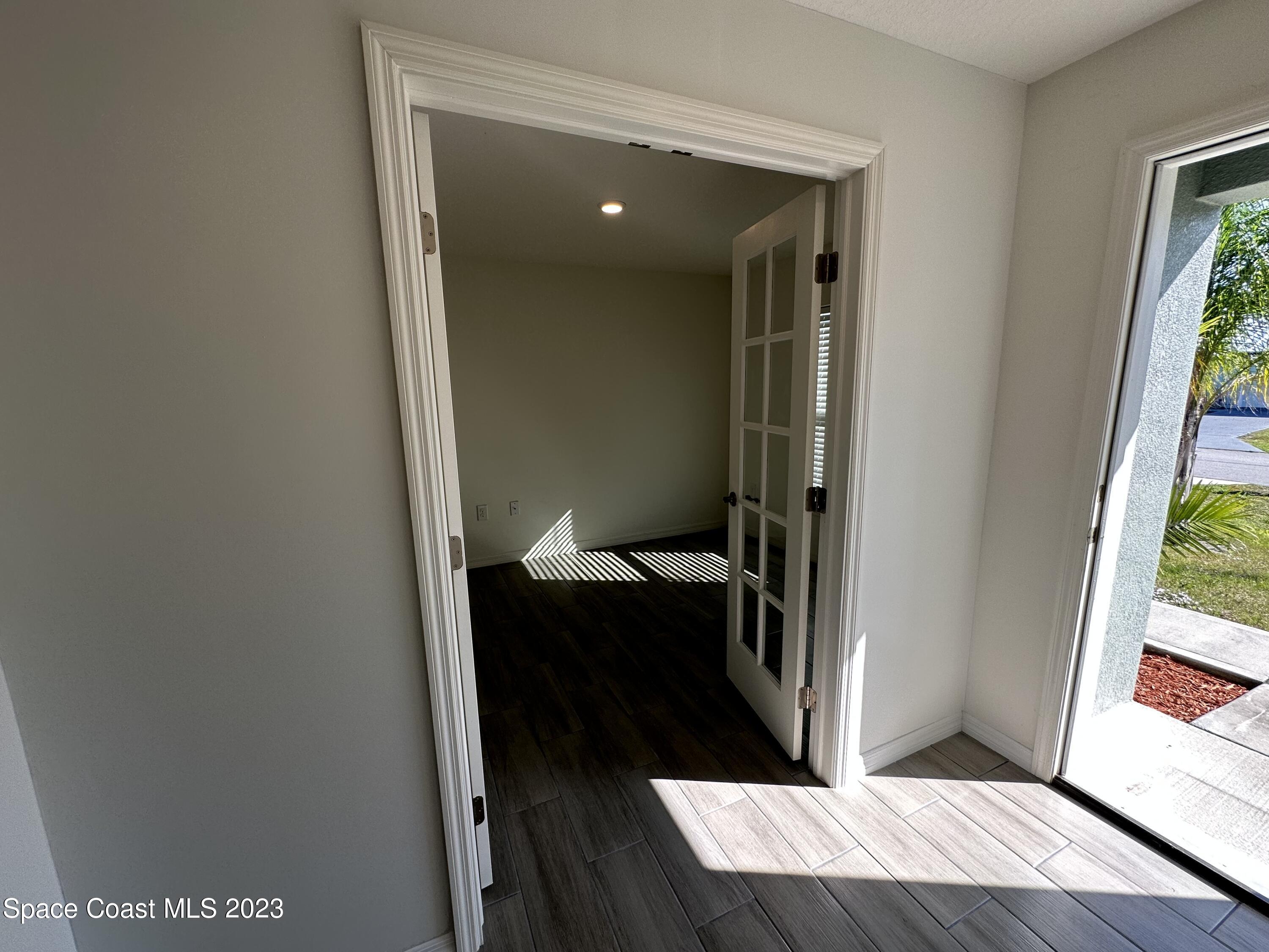 110 Maywood Avenue NW