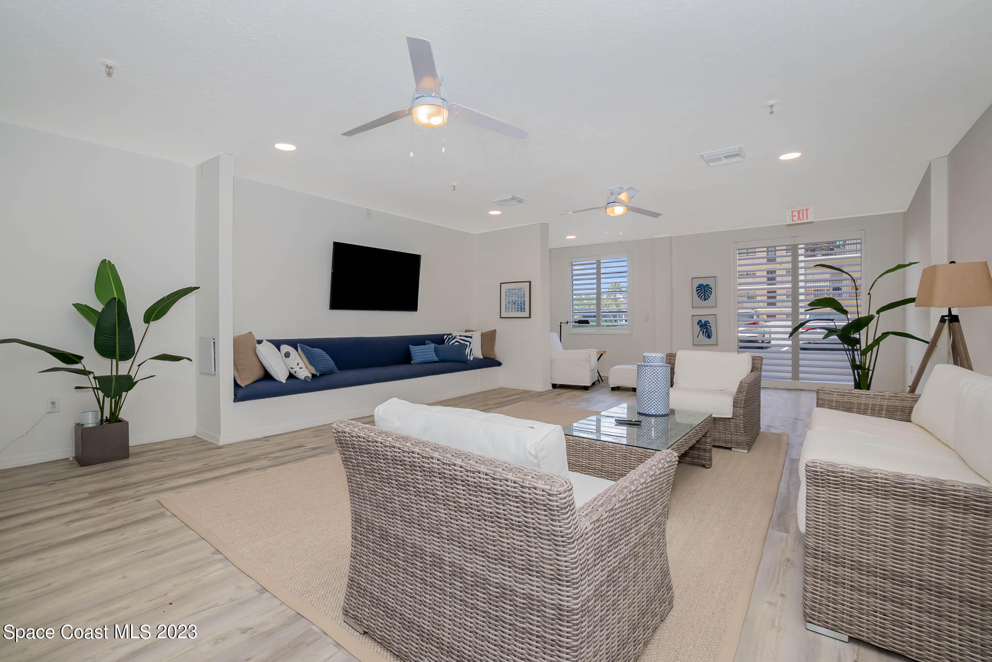 333 N Atlantic Avenue, 222