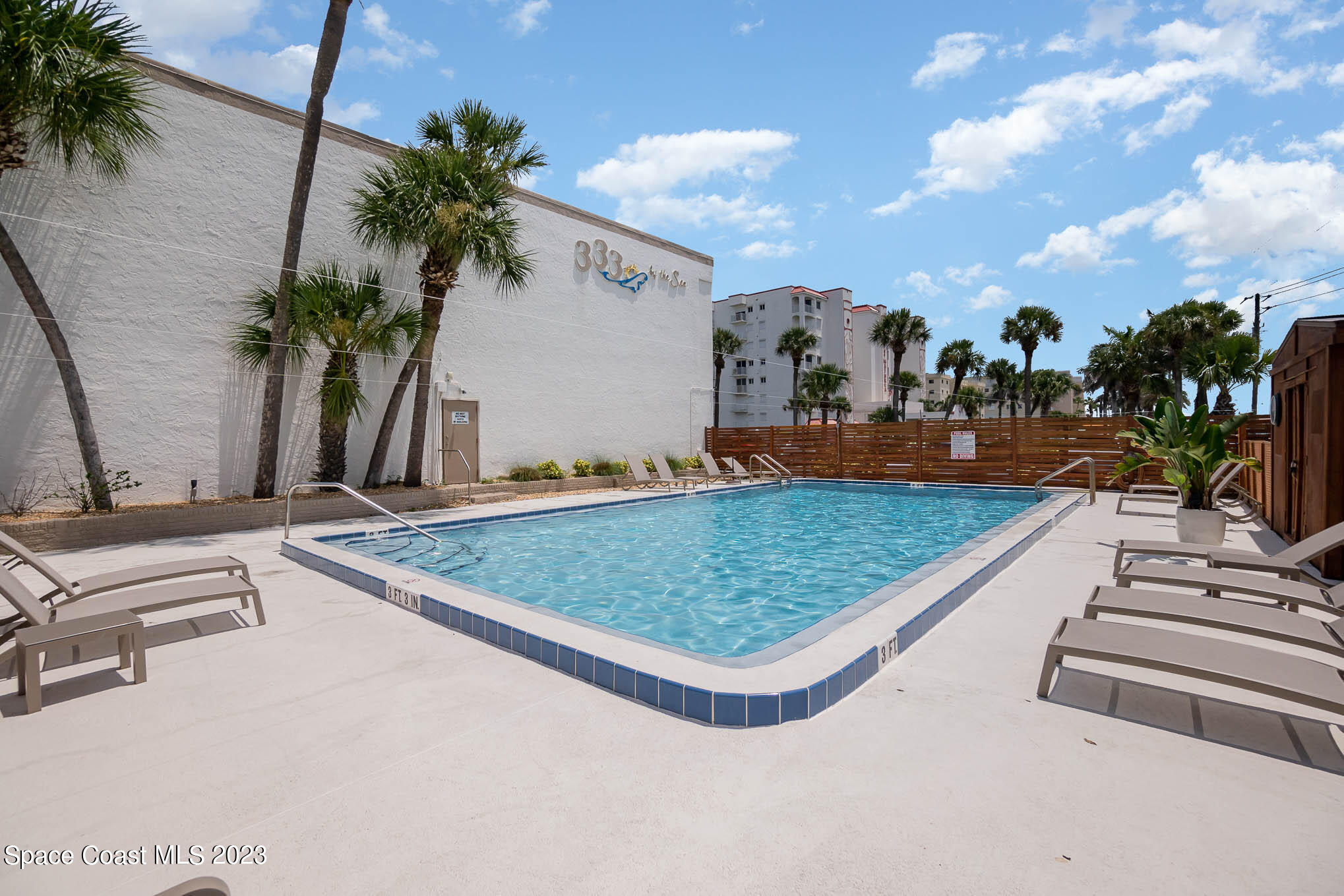 333 N Atlantic Avenue, 222