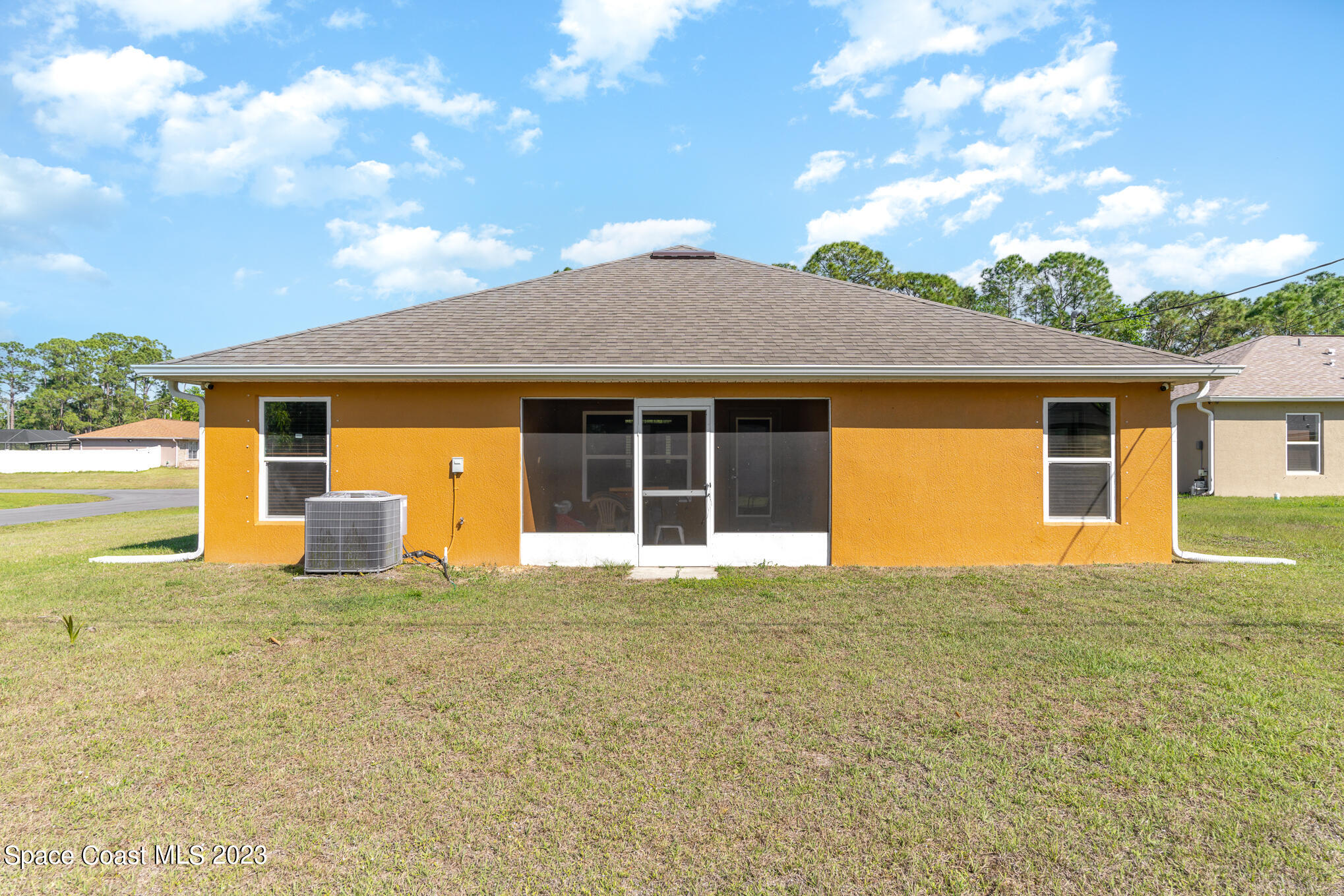 242 Santa Rosa Avenue SW
