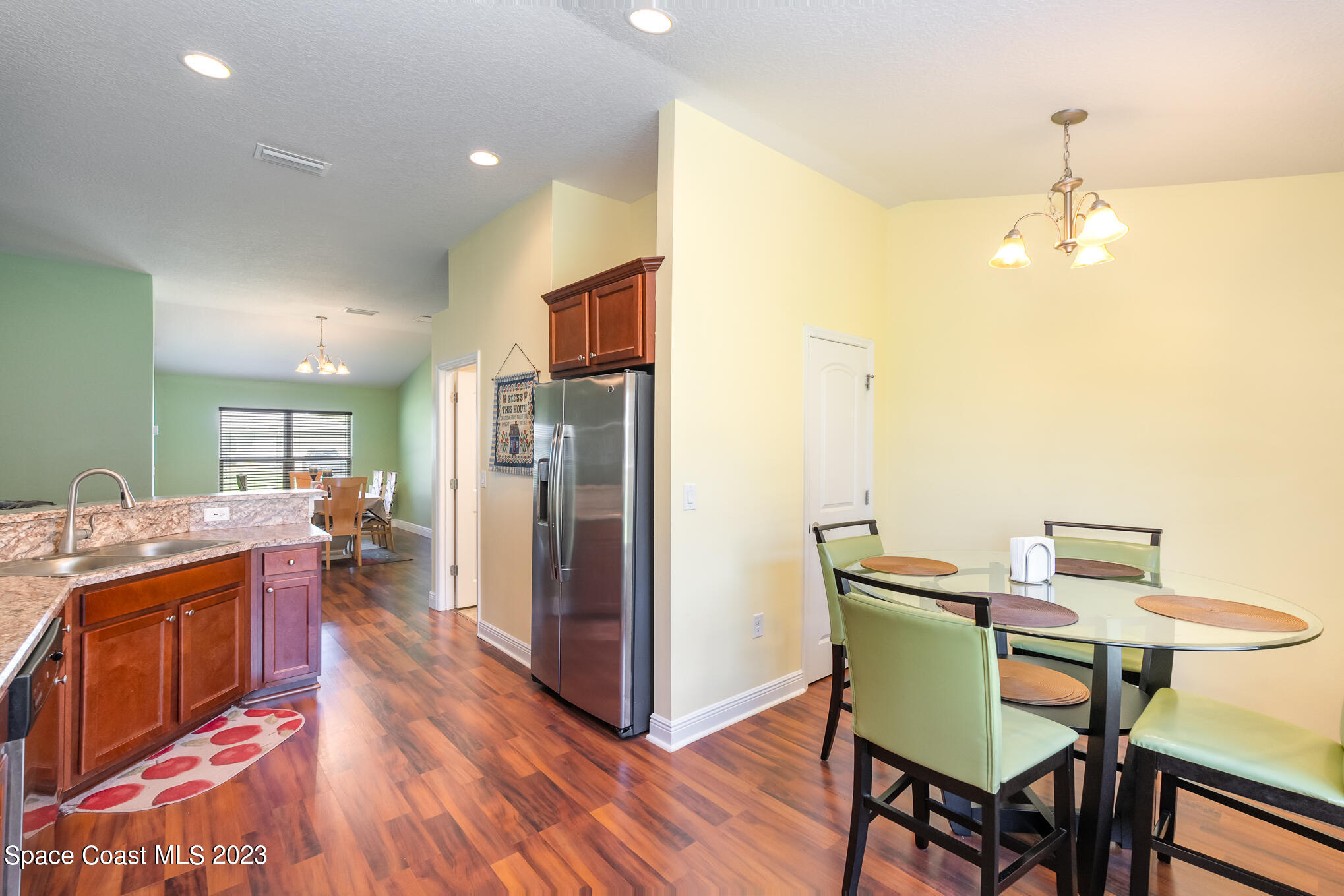 242 Santa Rosa Avenue SW