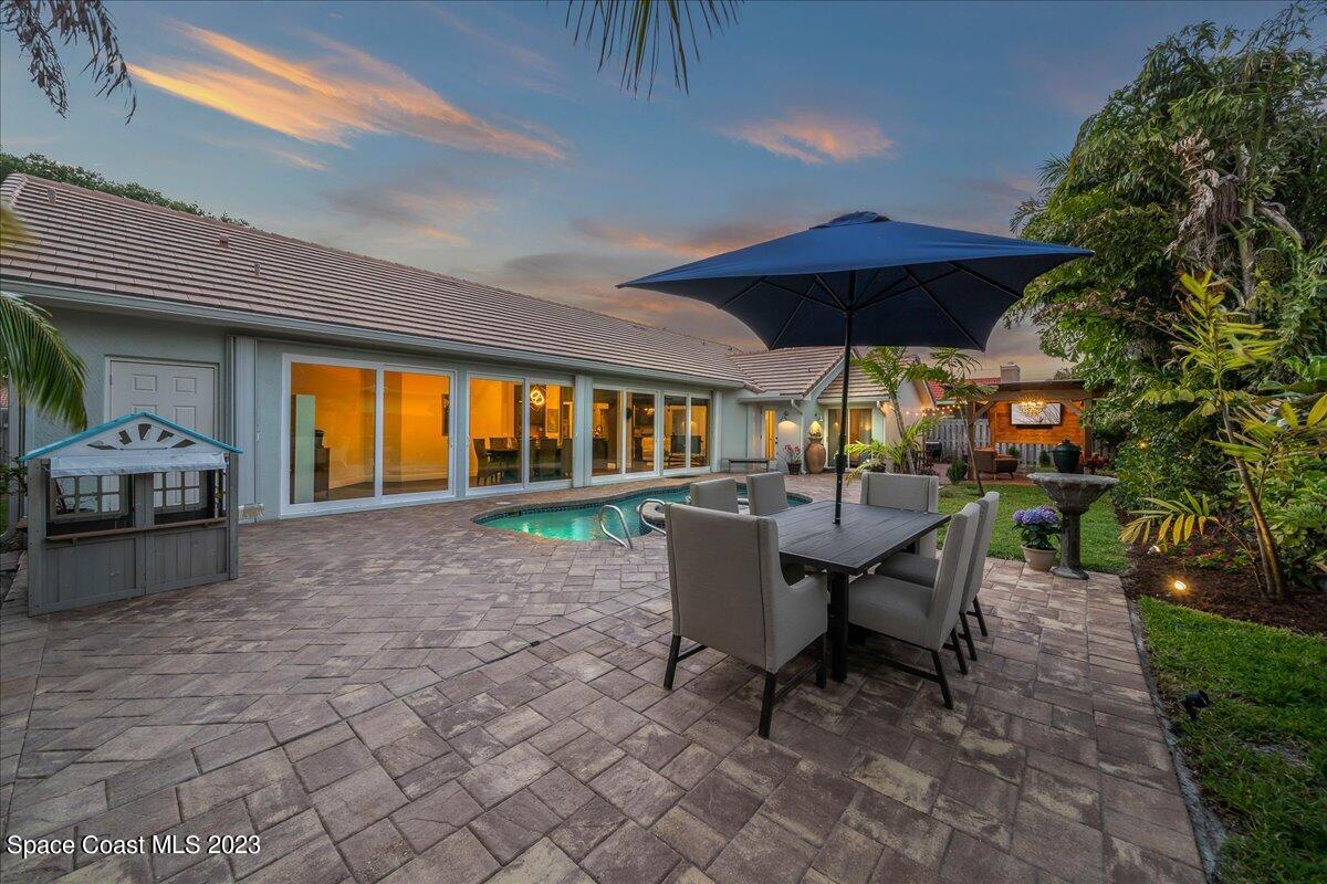 1735 Canterbury Drive