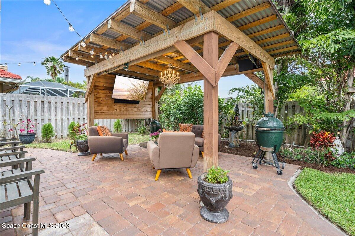 1735 Canterbury Drive