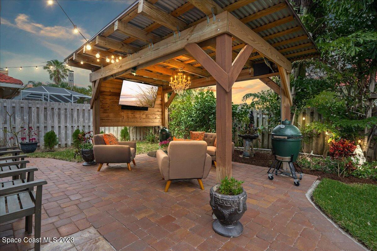 1735 Canterbury Drive