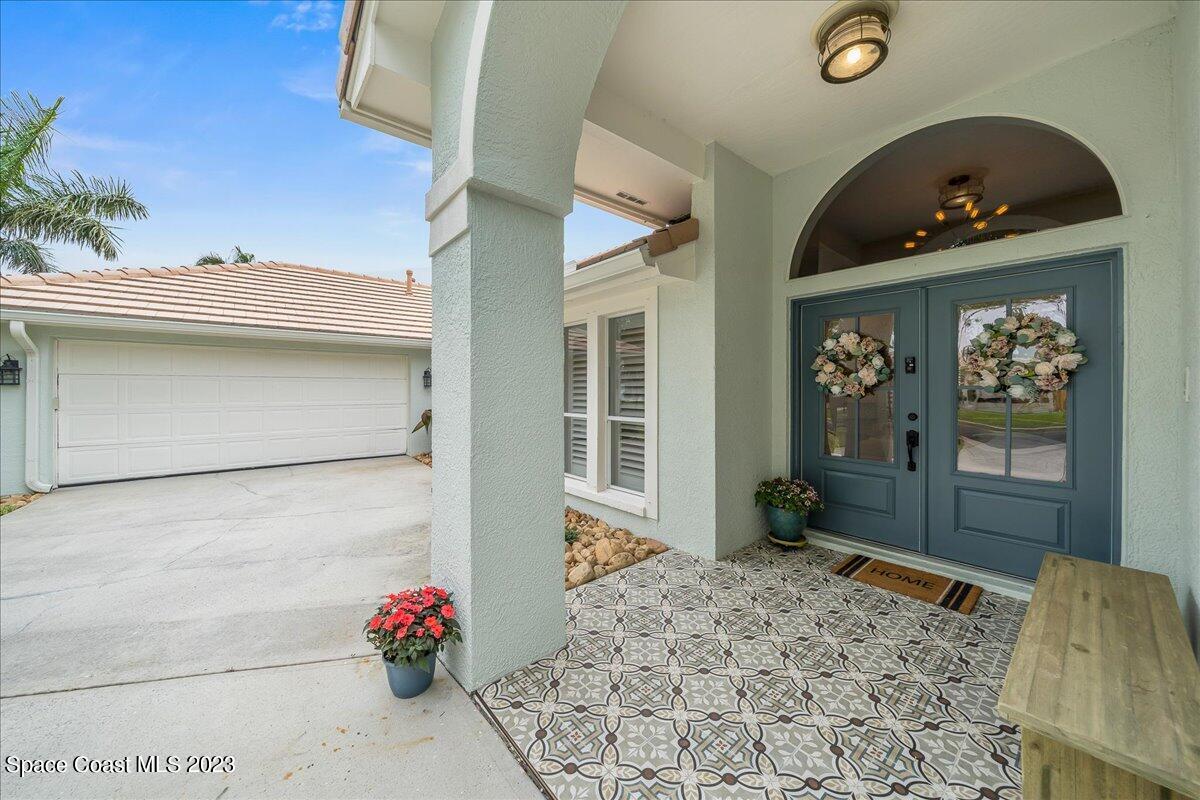 1735 Canterbury Drive