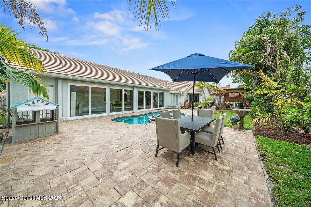 1735 Canterbury Drive