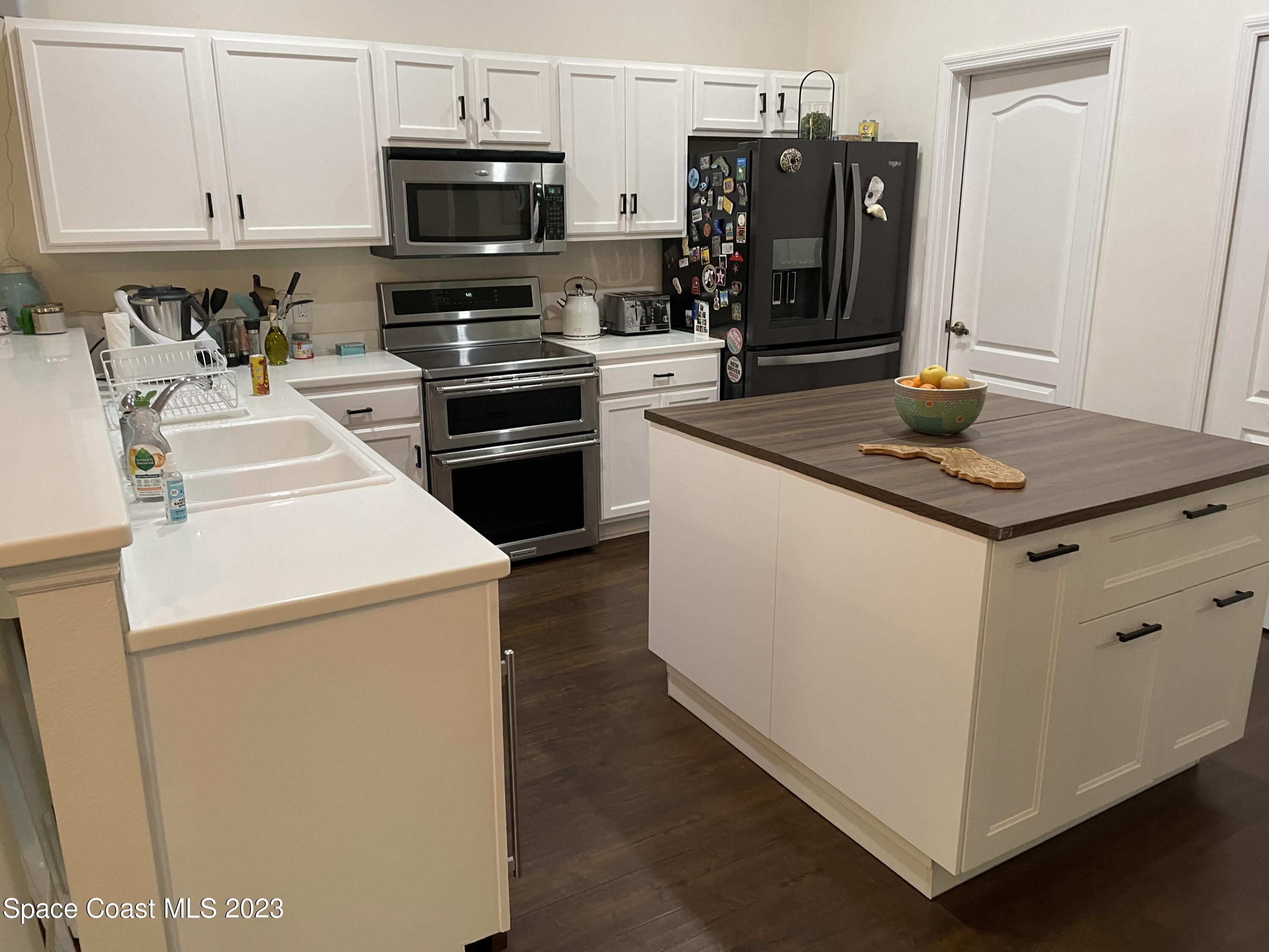 550 Ashwell Court