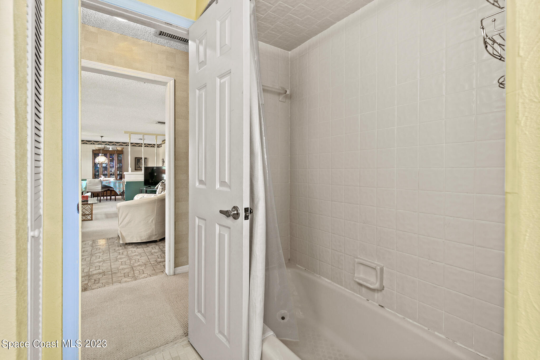 15 Inwood Way