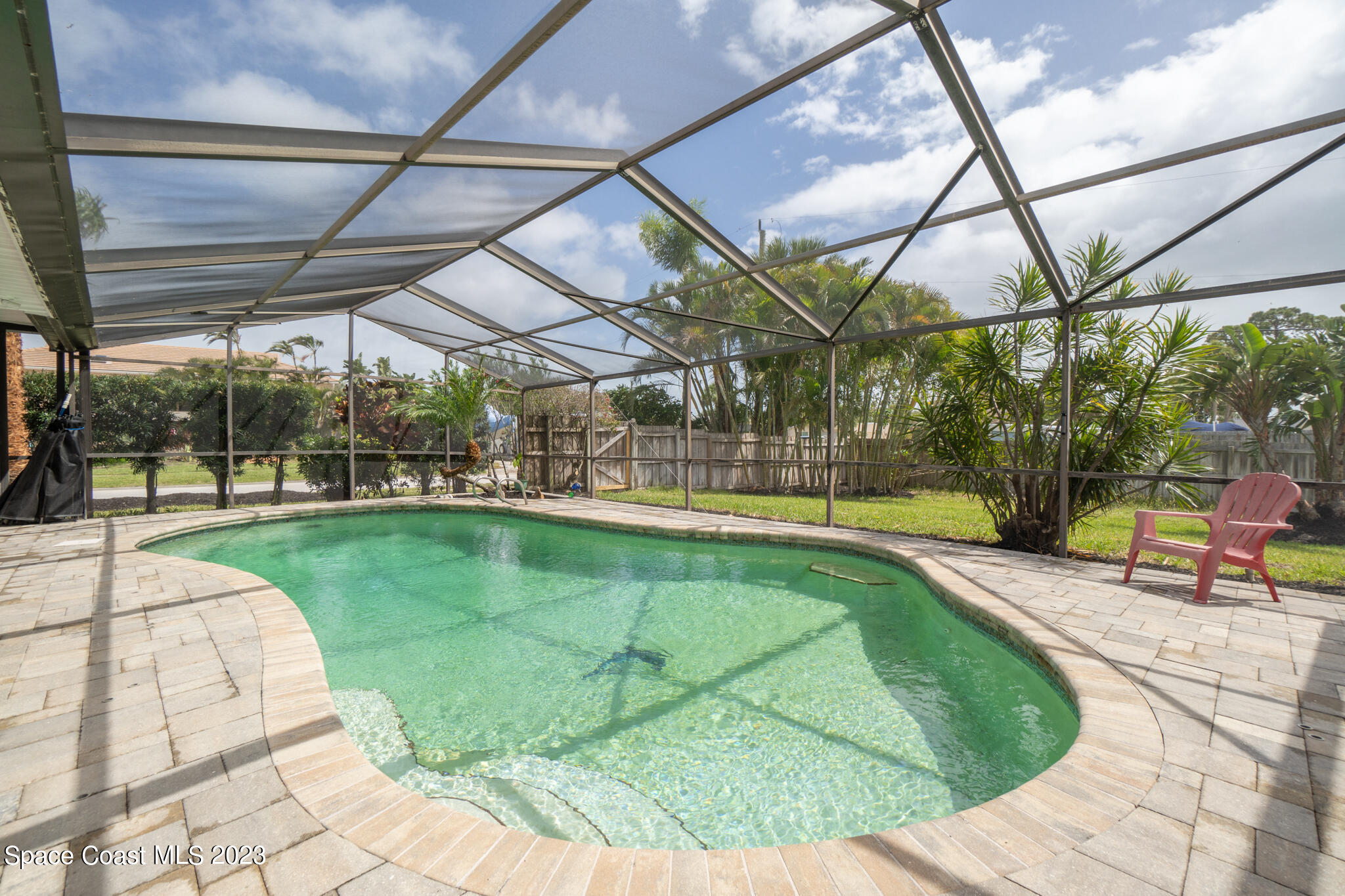 15 Inwood Way