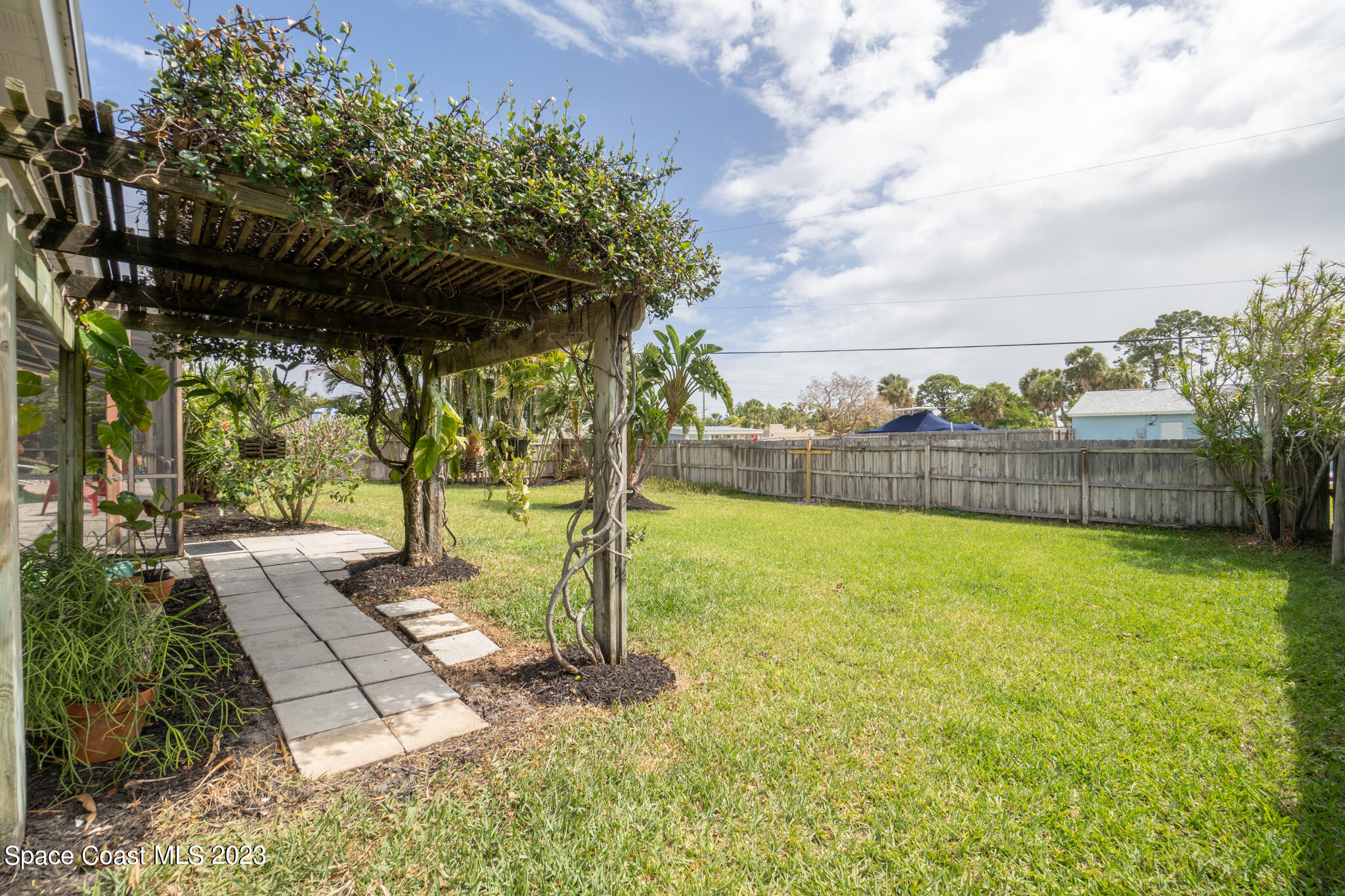 15 Inwood Way