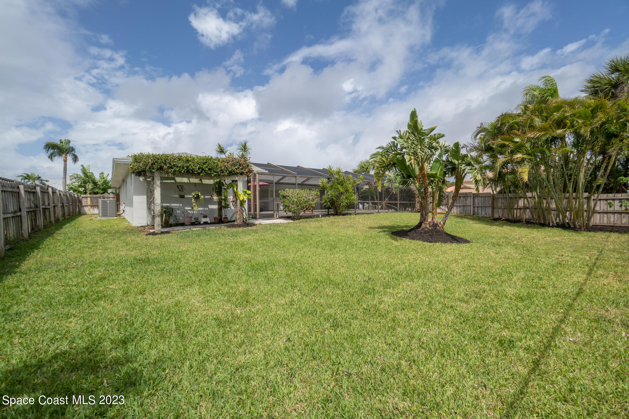 15 Inwood Way