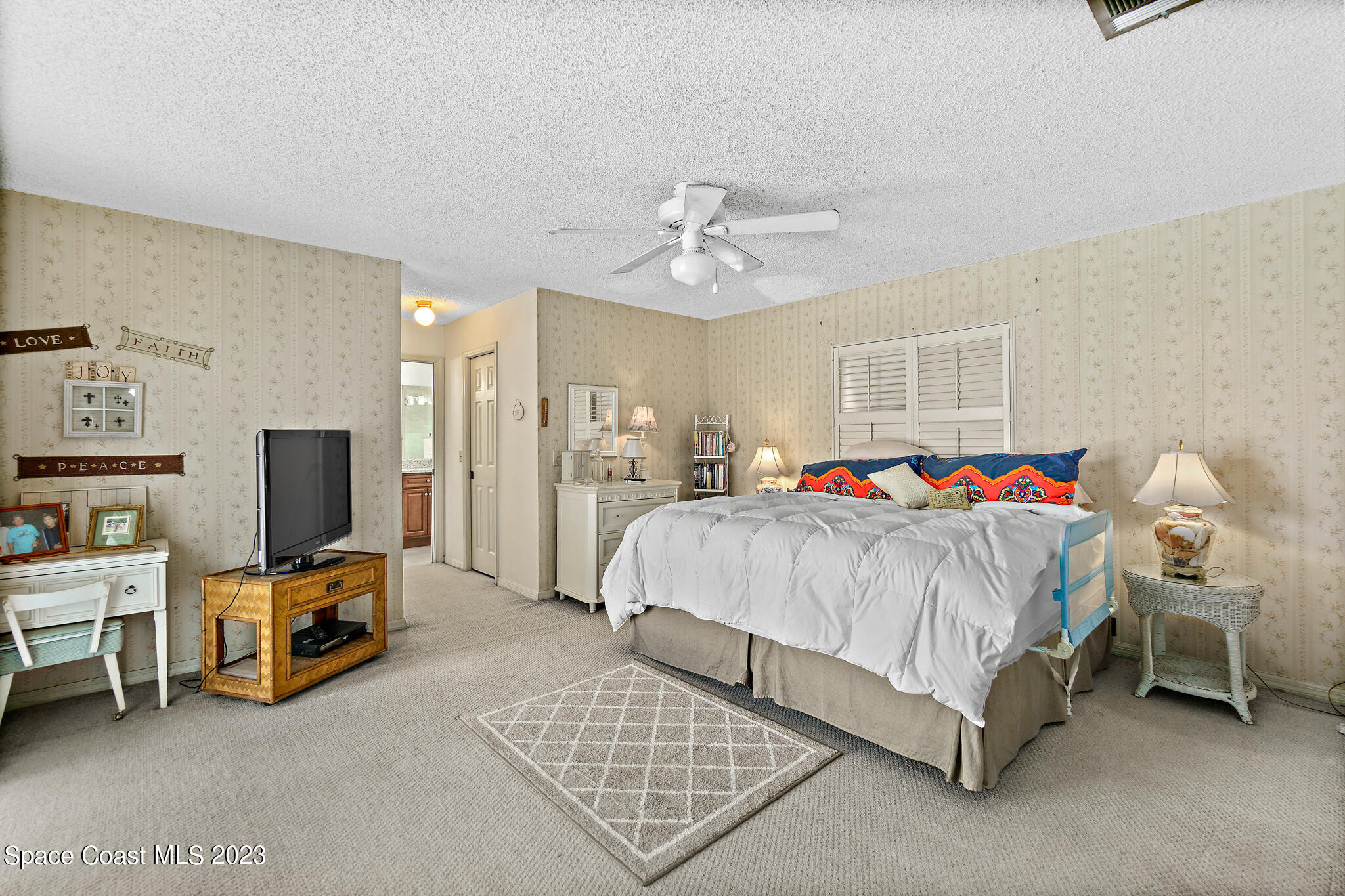 15 Inwood Way