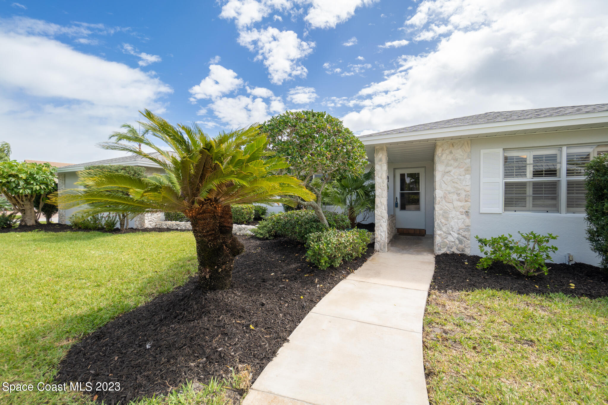 15 Inwood Way