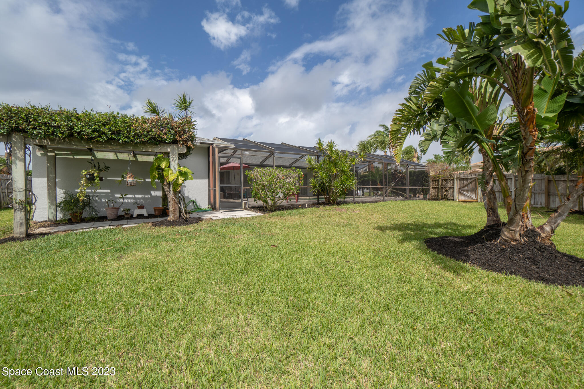 15 Inwood Way