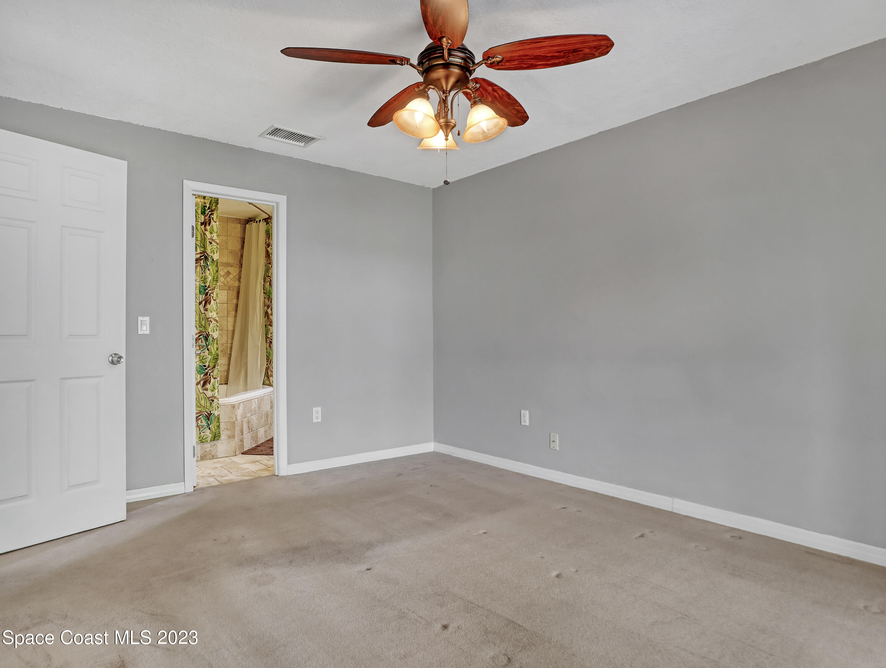 1111 Elmont Street NW