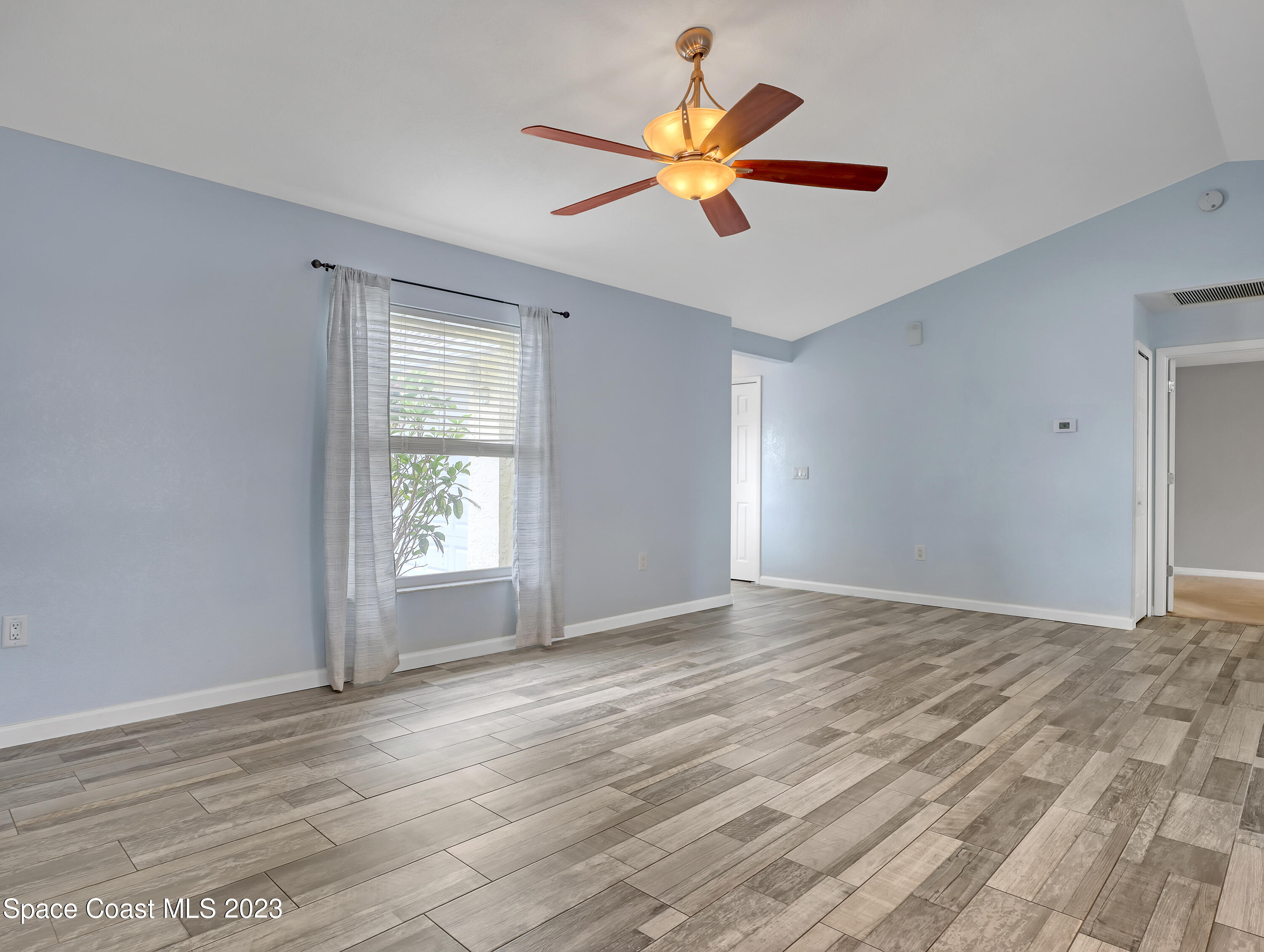 1111 Elmont Street NW
