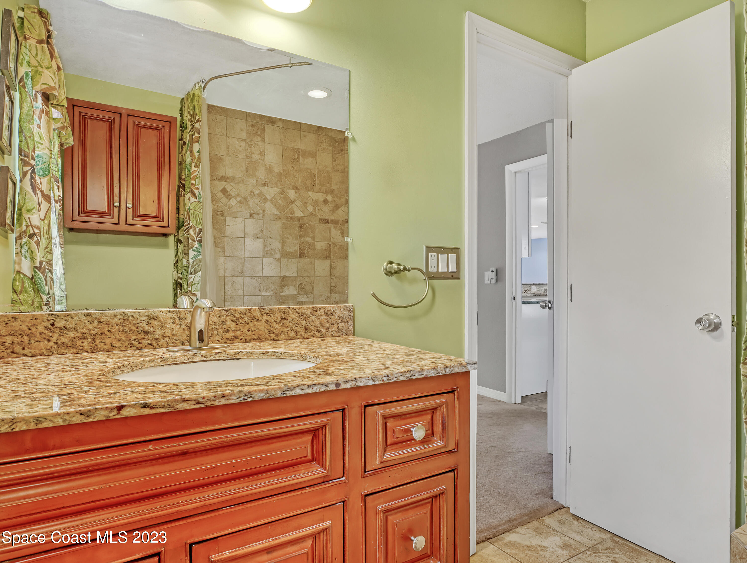 1111 Elmont Street NW