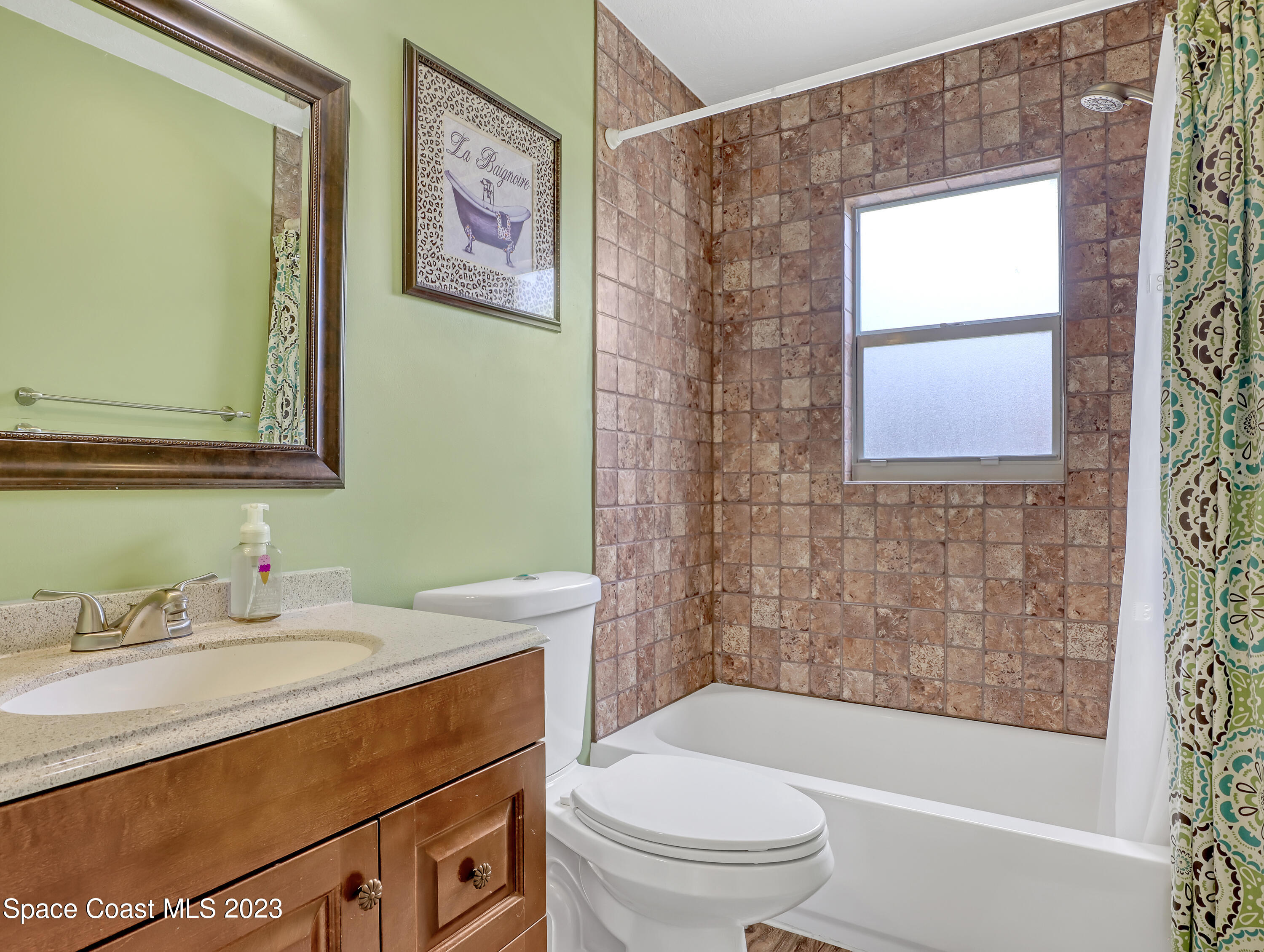 1111 Elmont Street NW