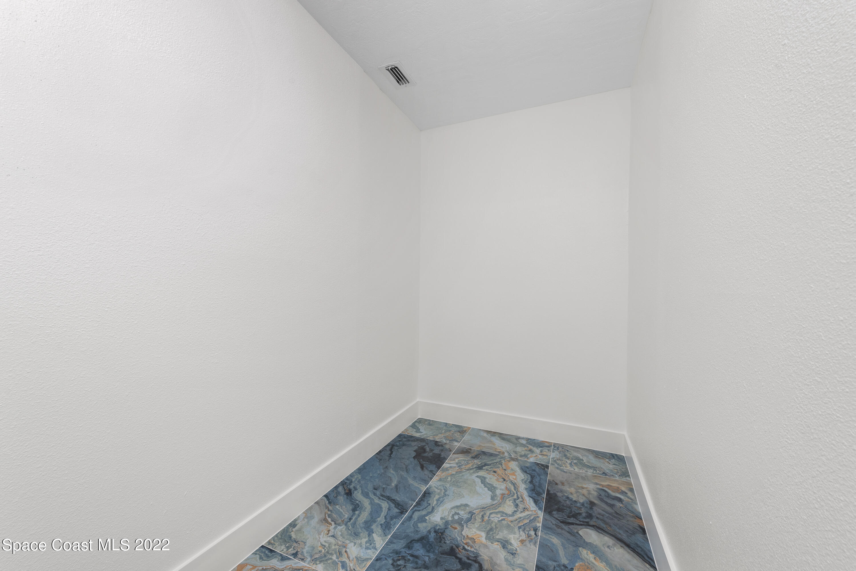 2080 Bonita Avenue