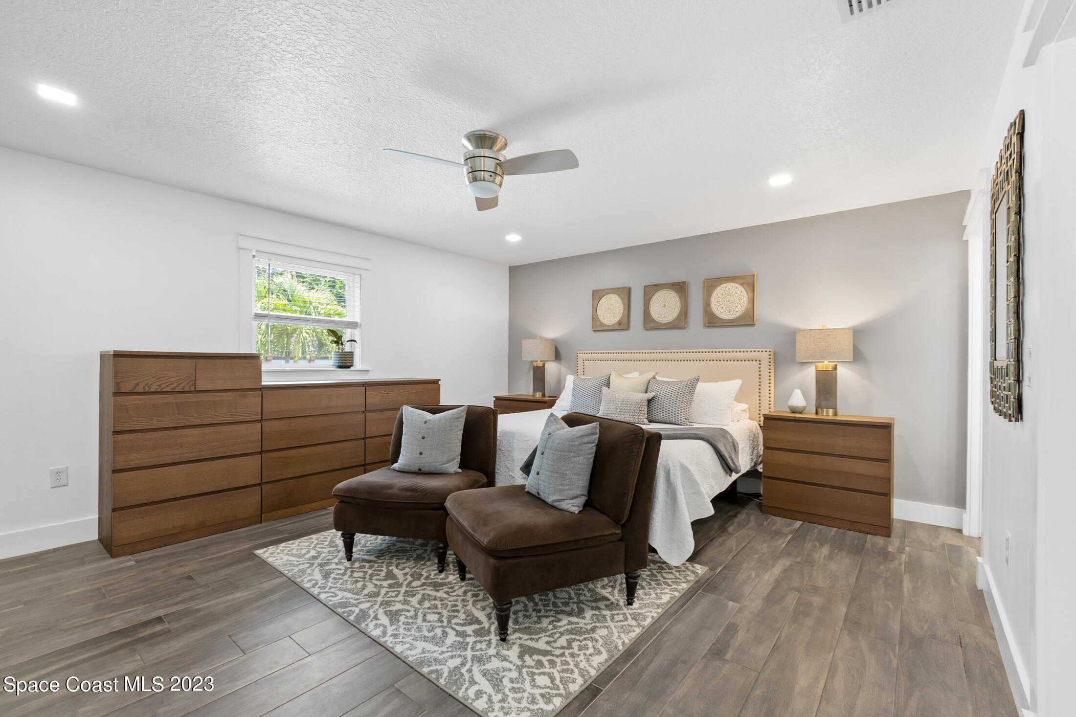 144 S Twin Lakes Road
