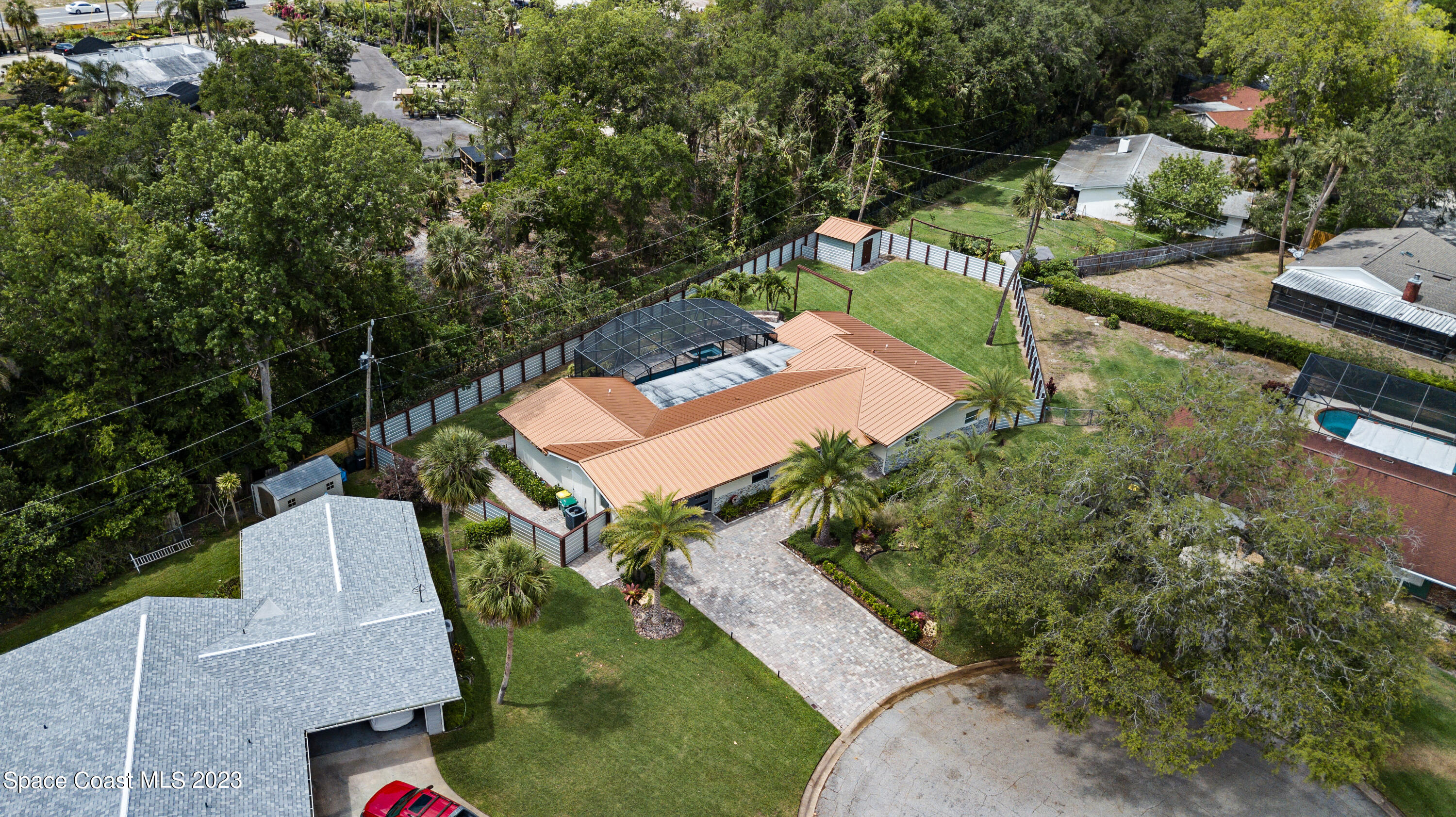 144 S Twin Lakes Road