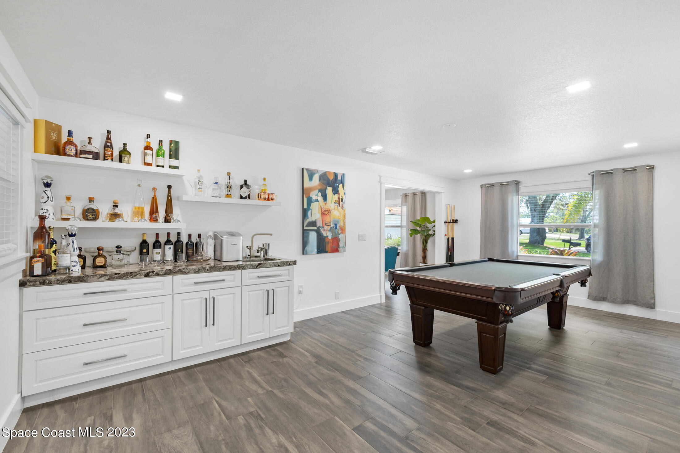 144 S Twin Lakes Road