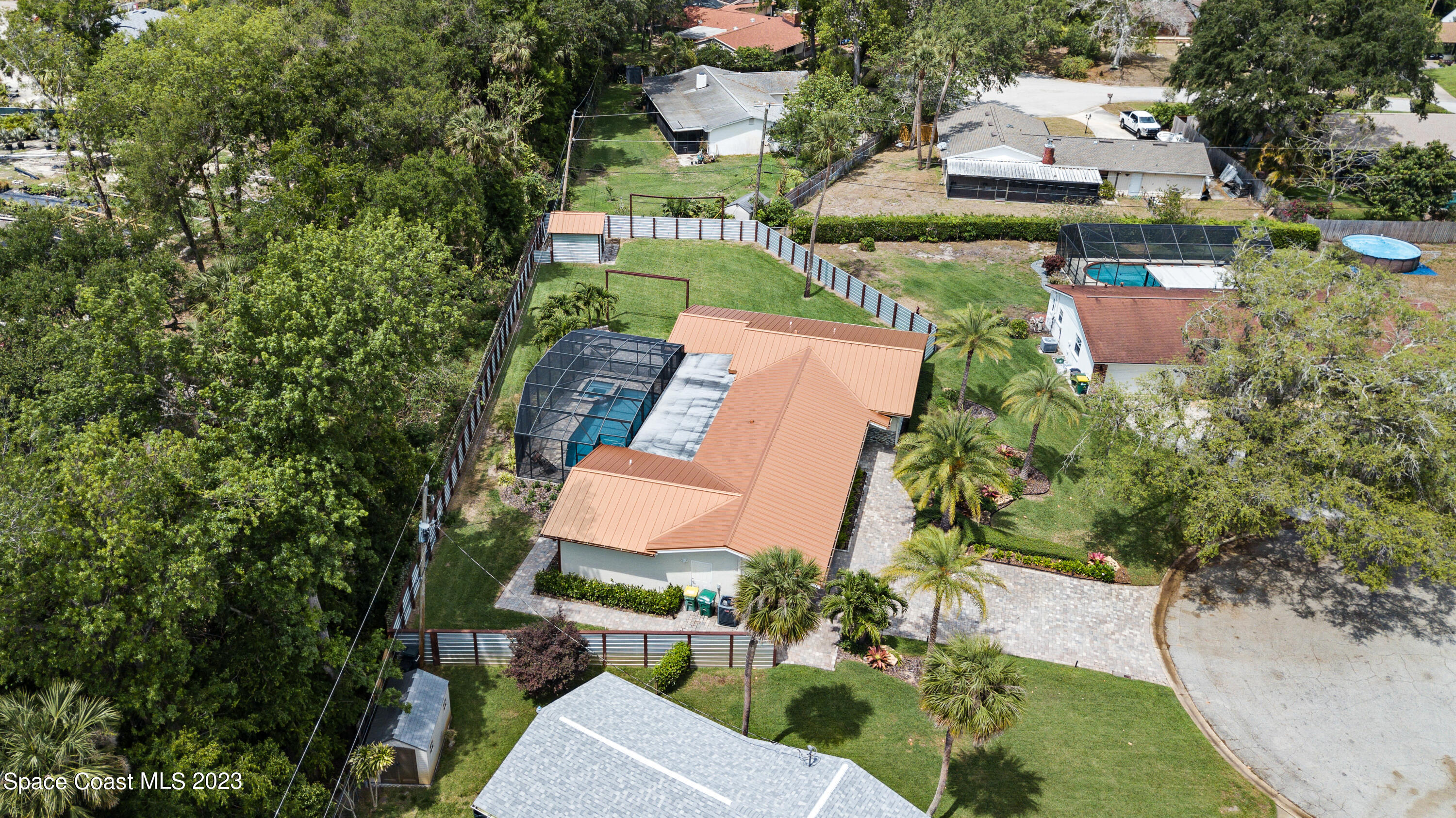 144 S Twin Lakes Road