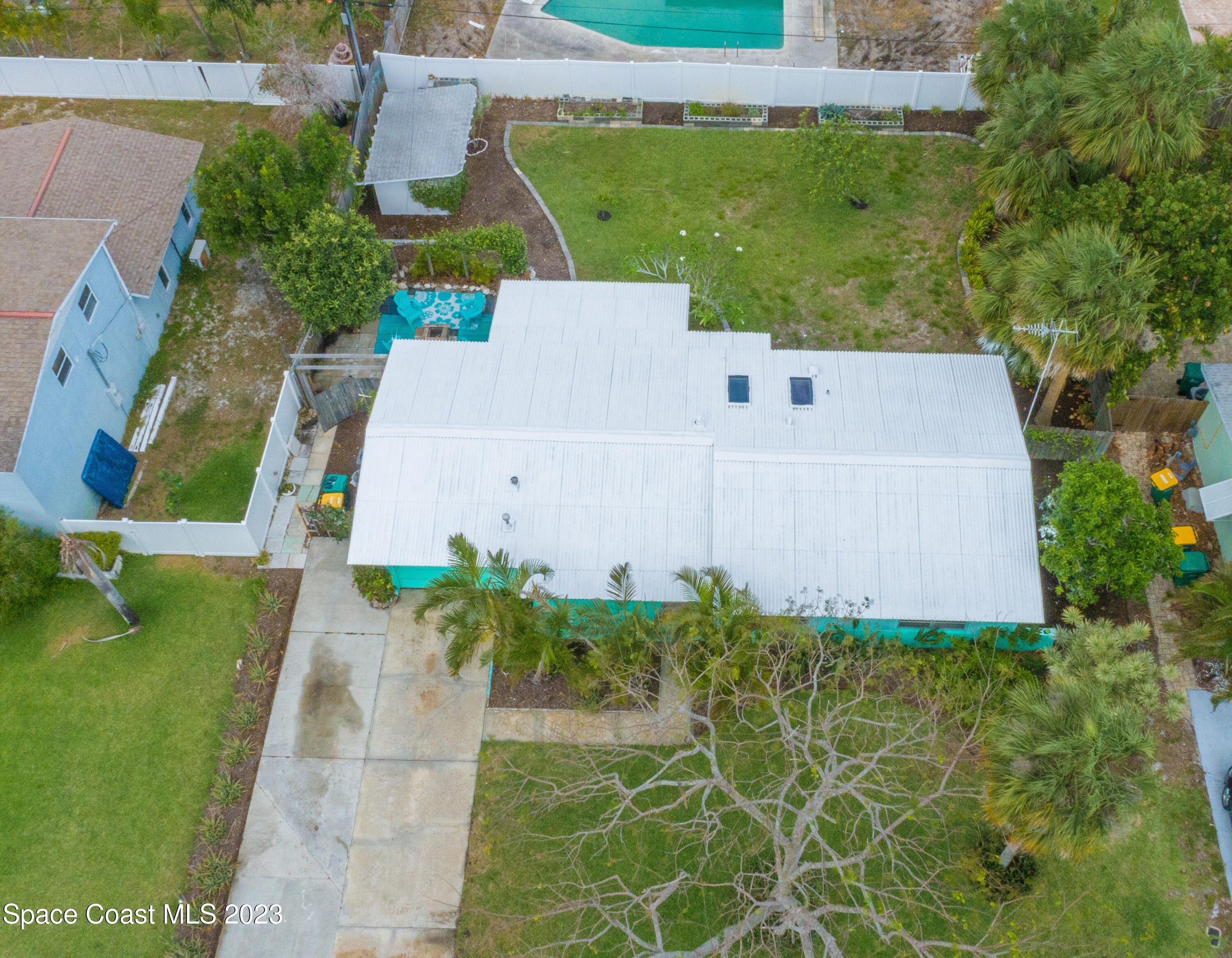 425 S Neptune Drive