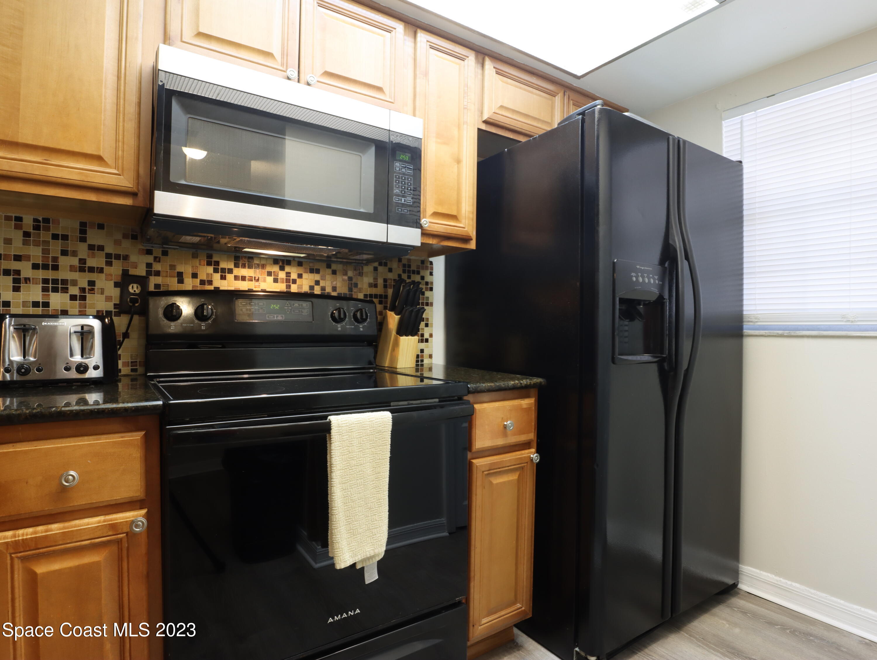 3147 Sir Hamilton Circle, 10