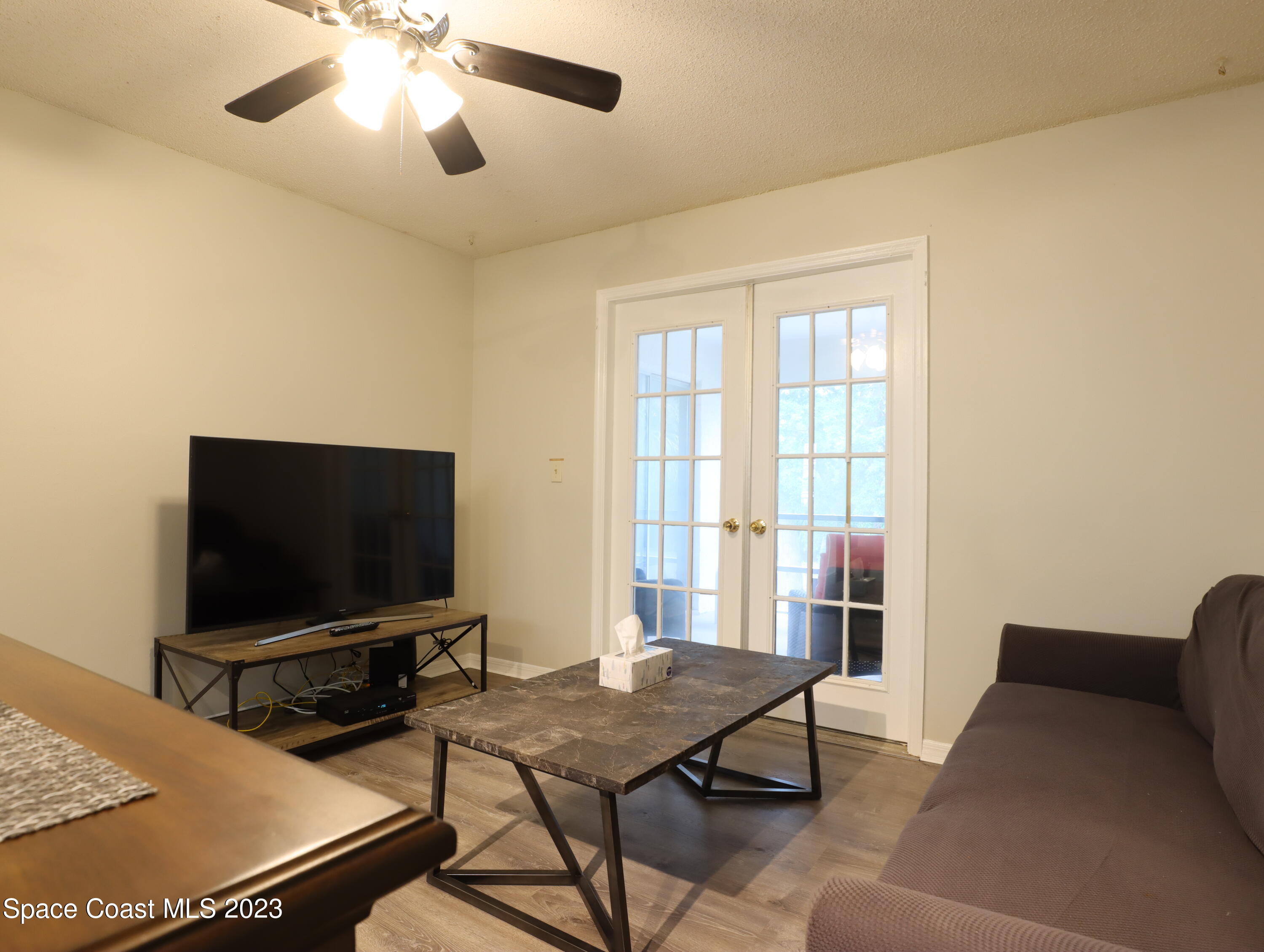 3147 Sir Hamilton Circle, 10