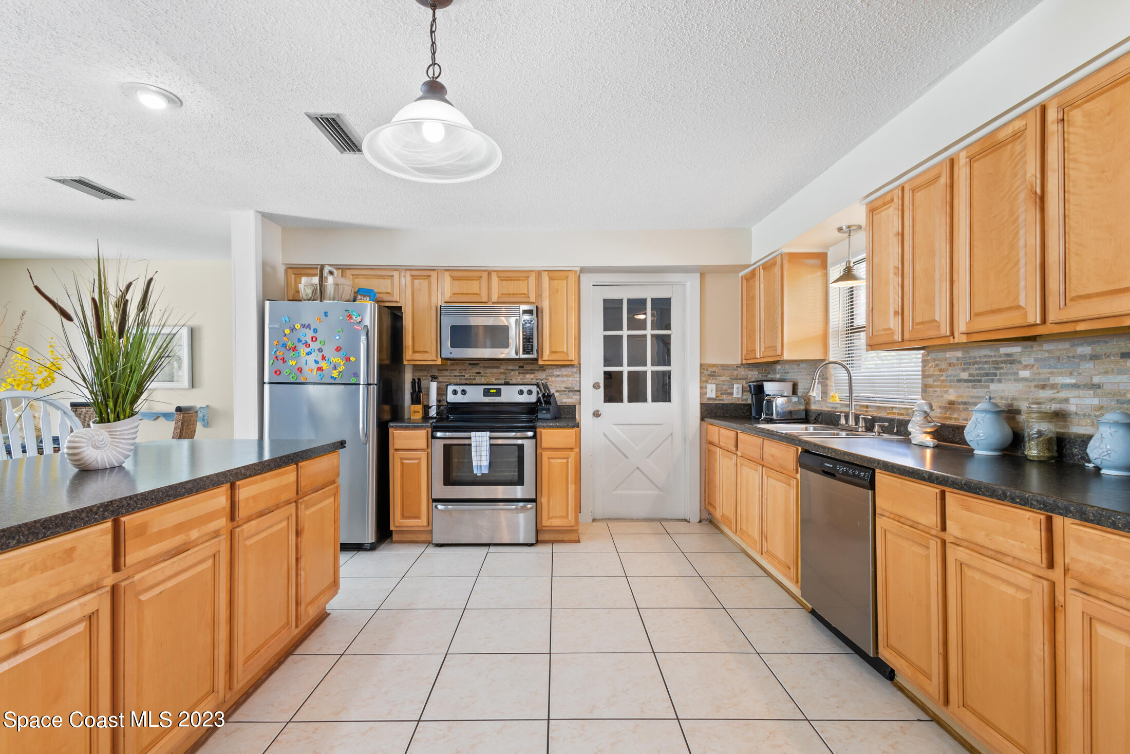 539 Clarewood Boulevard
