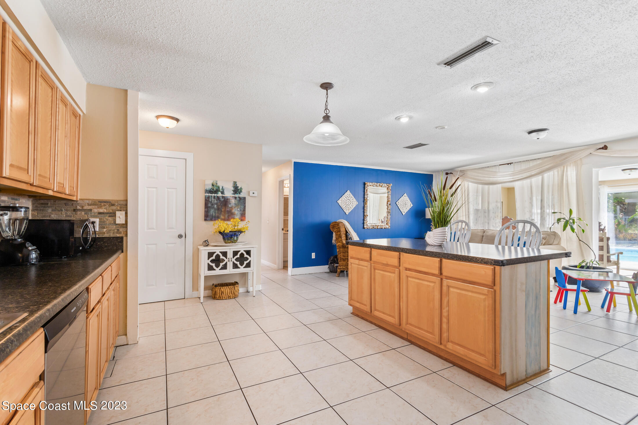 539 Clarewood Boulevard