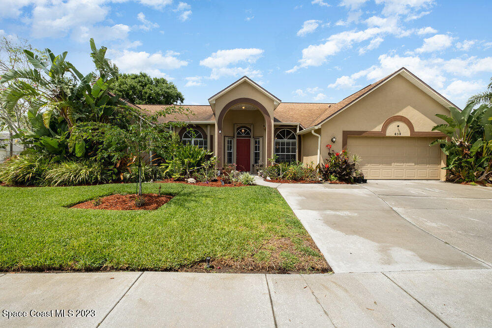 630 Sunset Lakes Drive