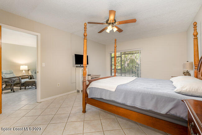 5807 N Atlantic Avenue, 815