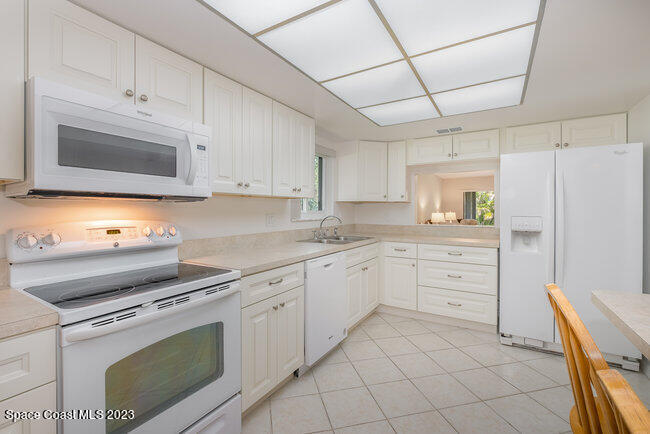 5807 N Atlantic Avenue, 815