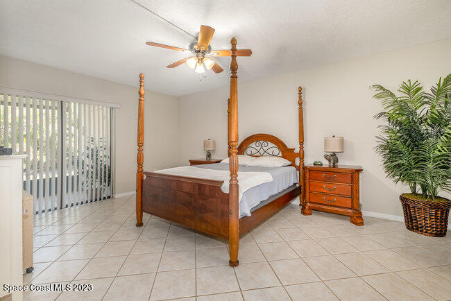 5807 N Atlantic Avenue, 815