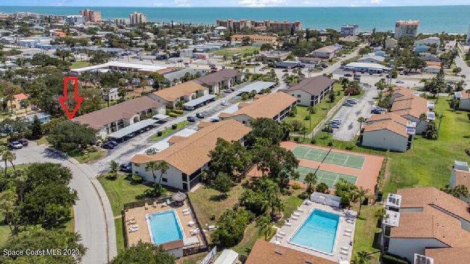 5807 N Atlantic Avenue, 815