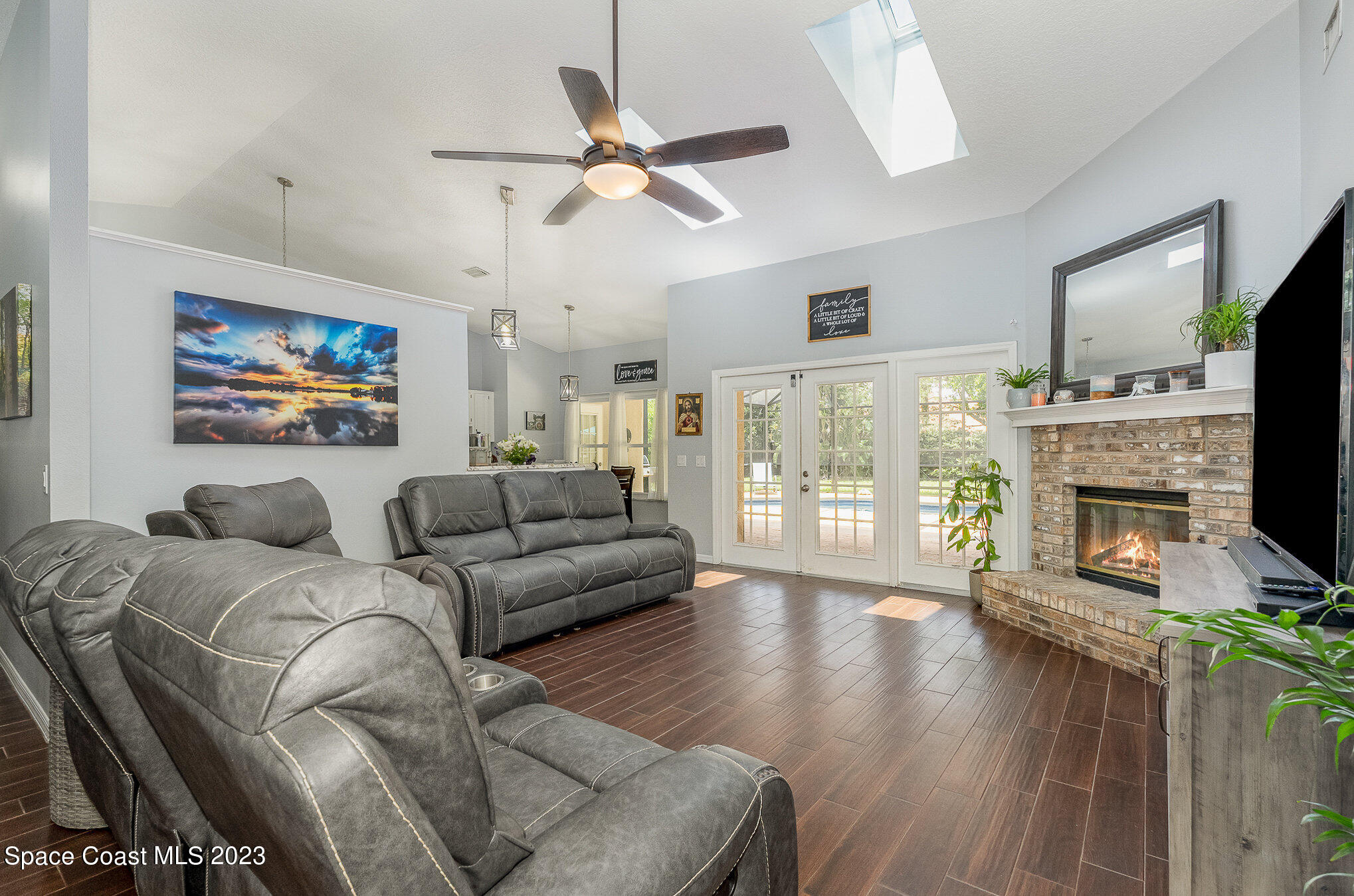 5090 Winchester Drive