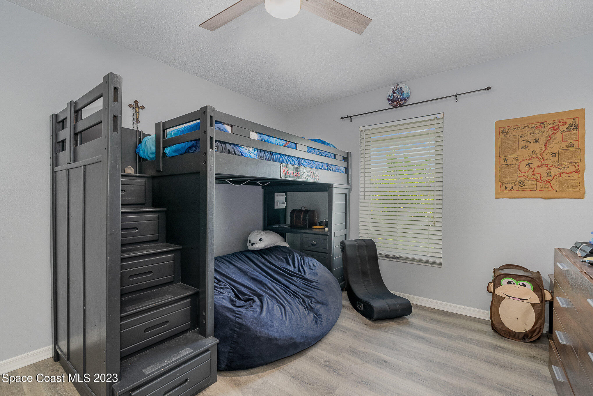 5090 Winchester Drive