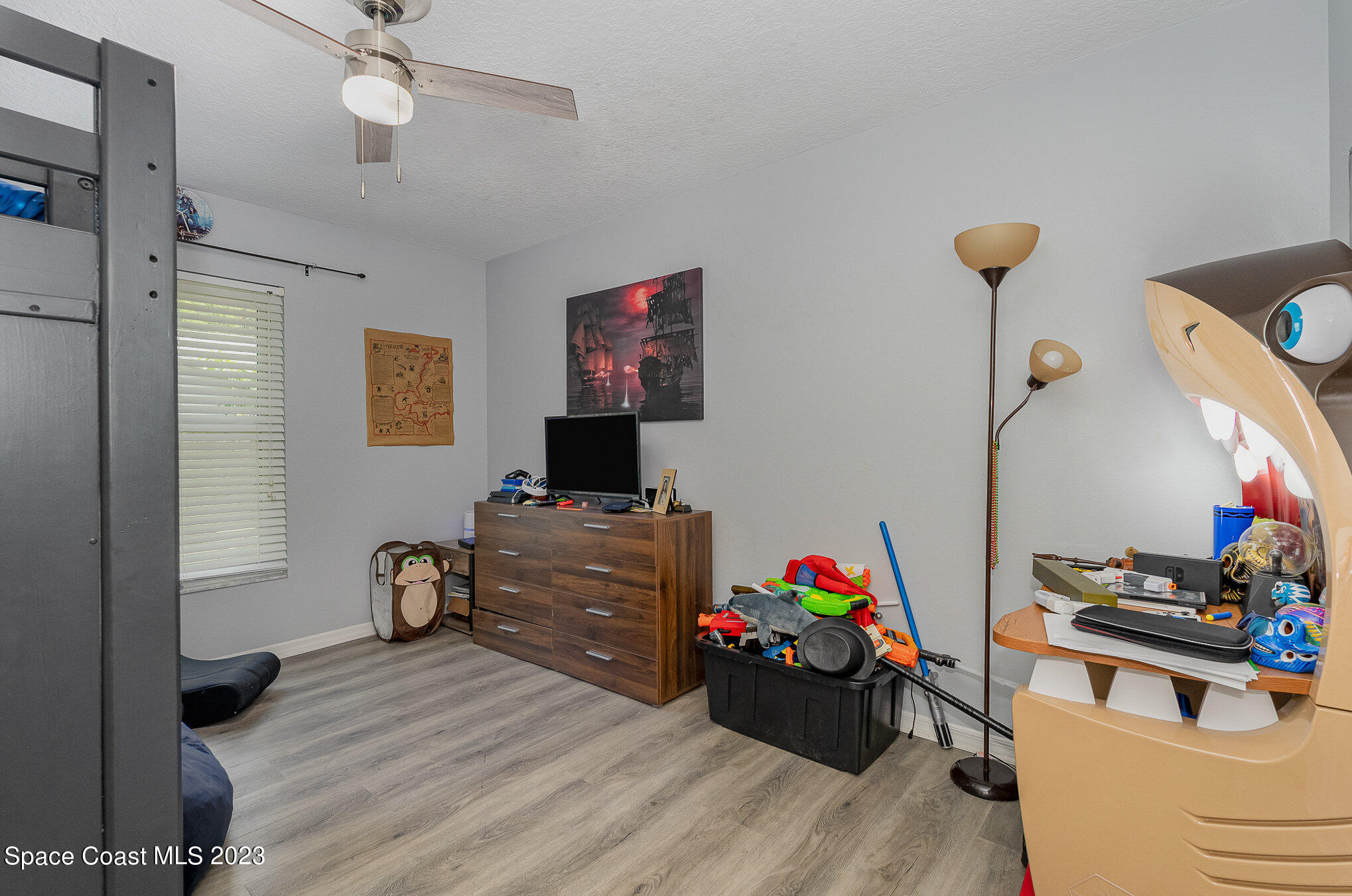 5090 Winchester Drive