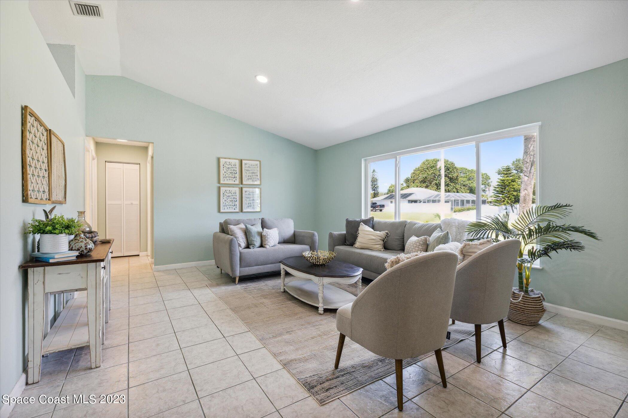 468 Tulip Drive