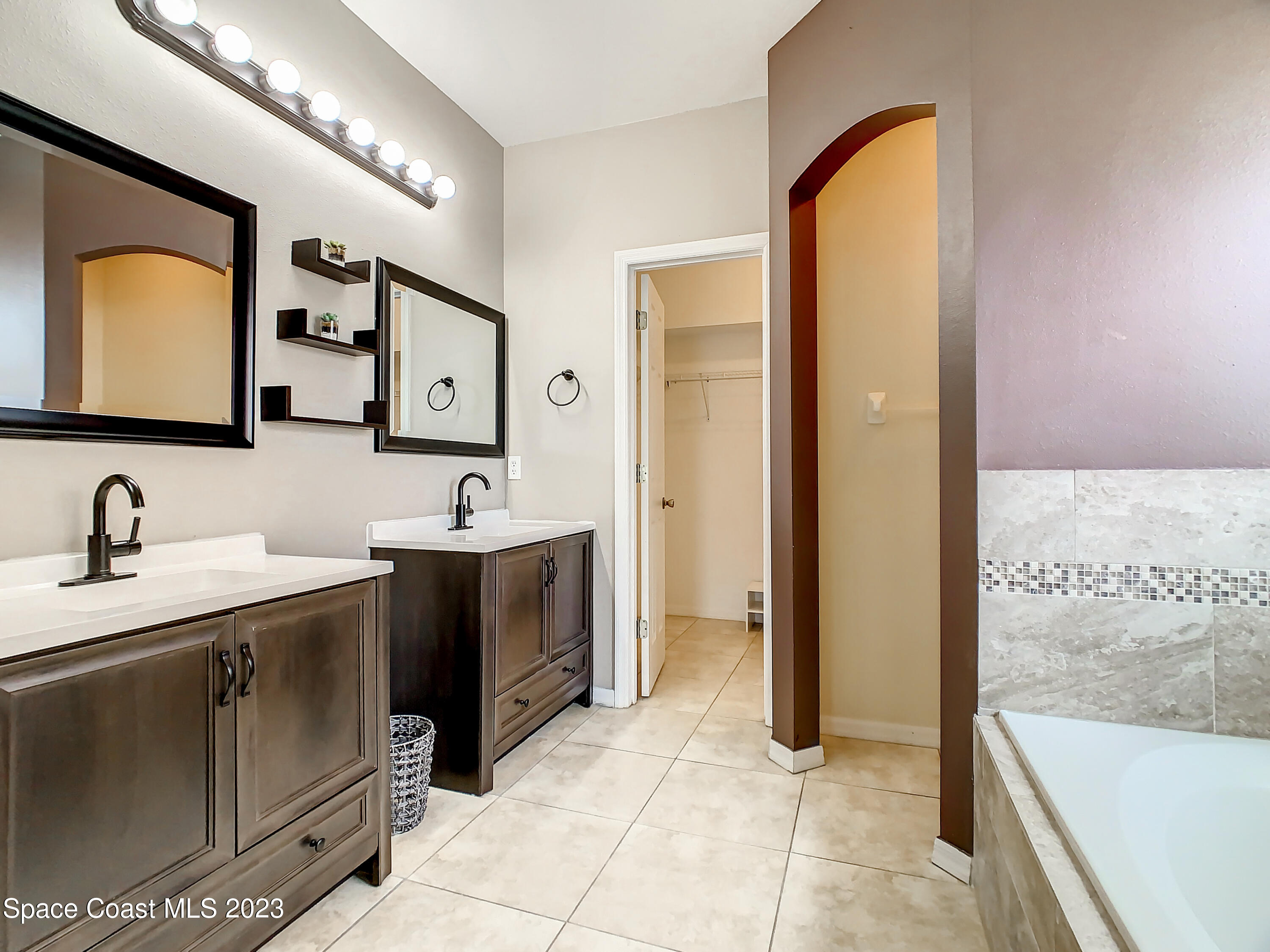 324 Sedgewood Circle