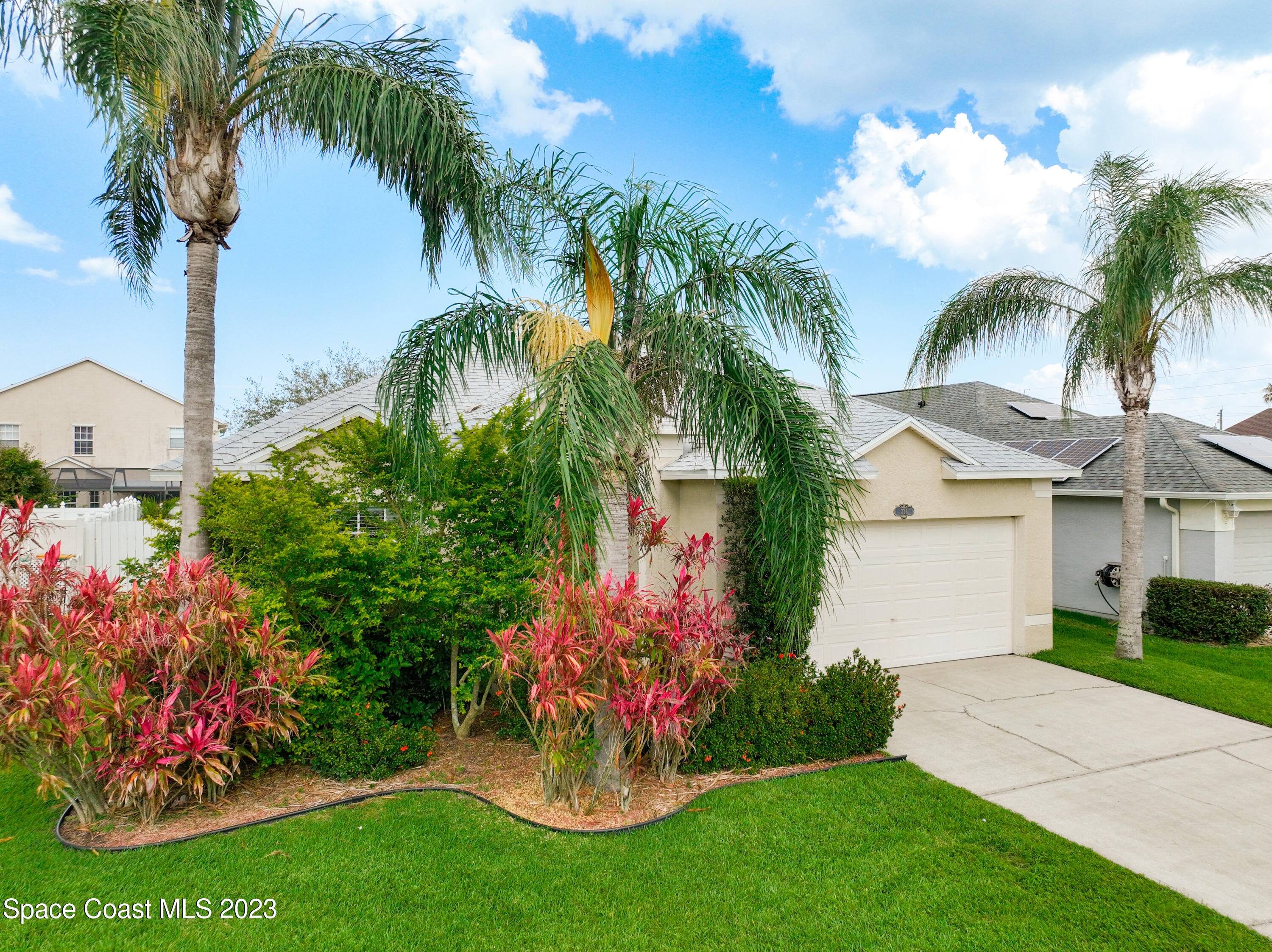 324 Sedgewood Circle