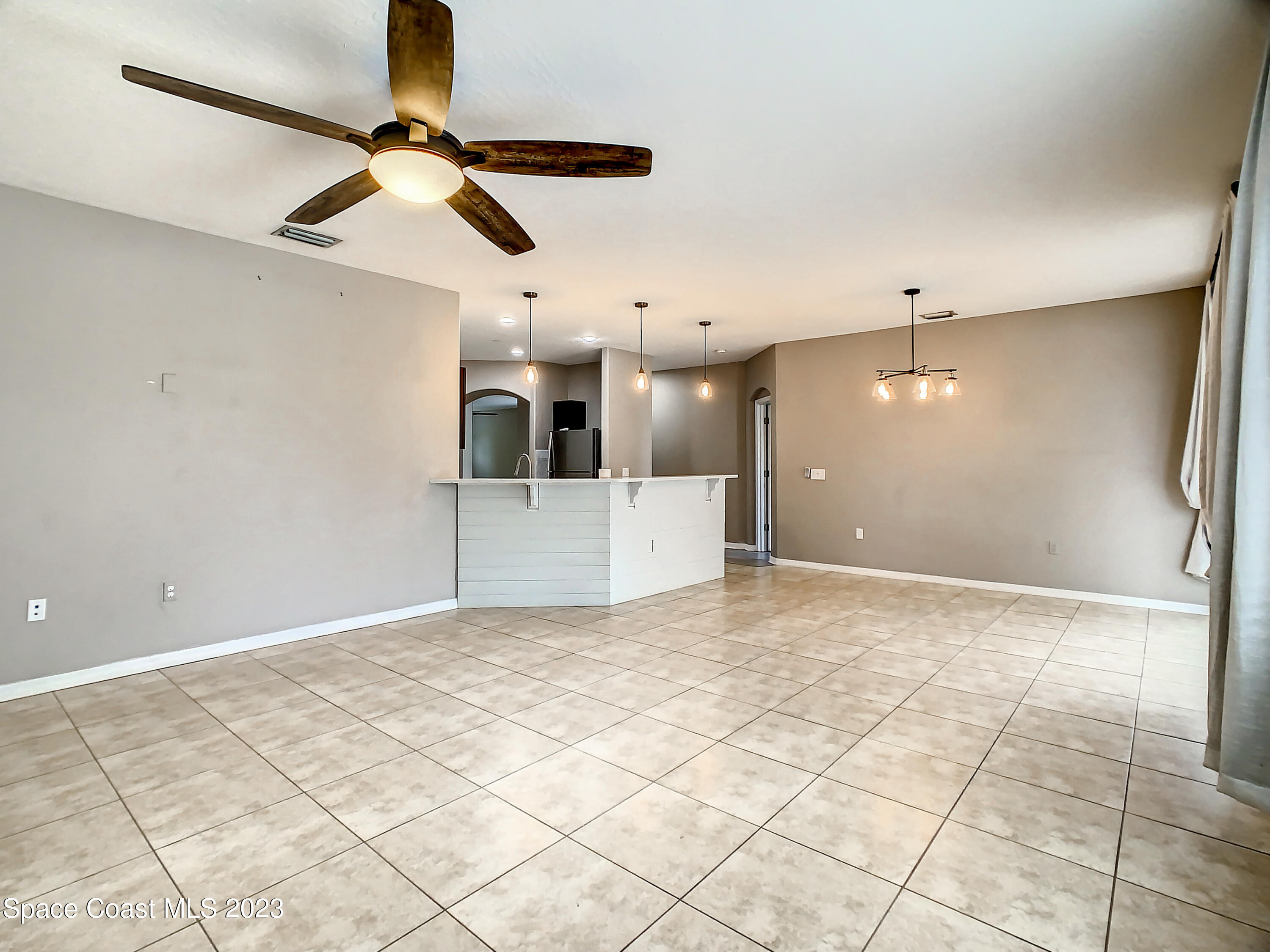 324 Sedgewood Circle