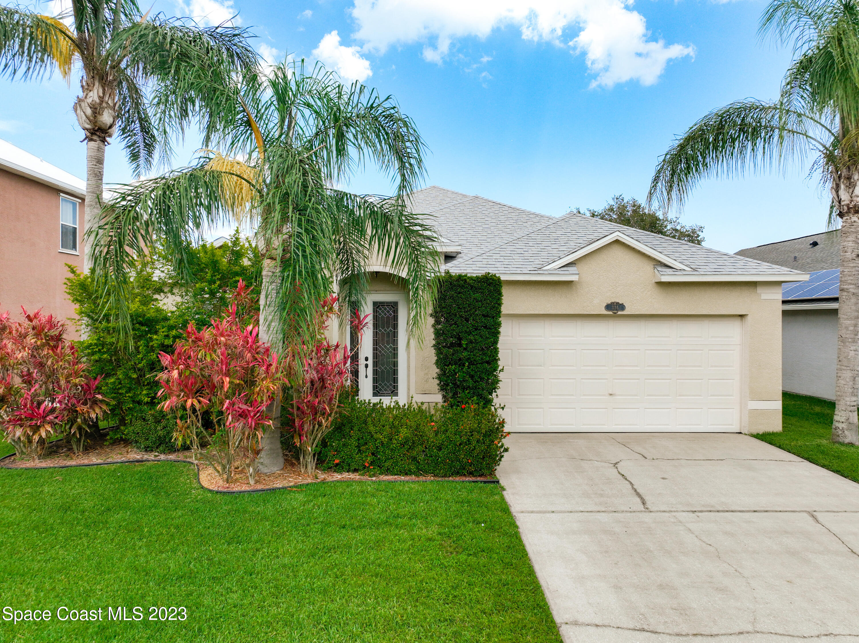 324 Sedgewood Circle