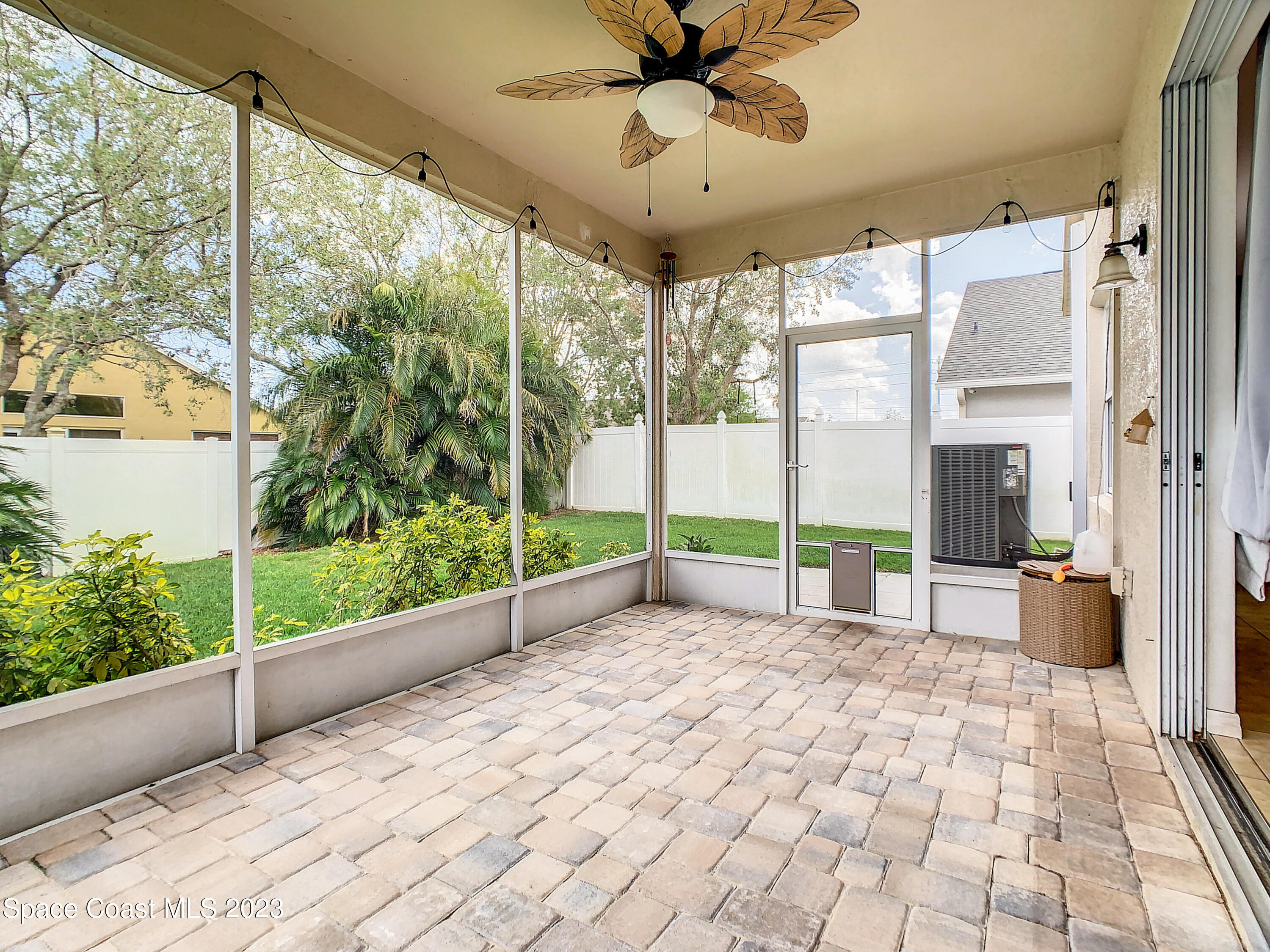 324 Sedgewood Circle